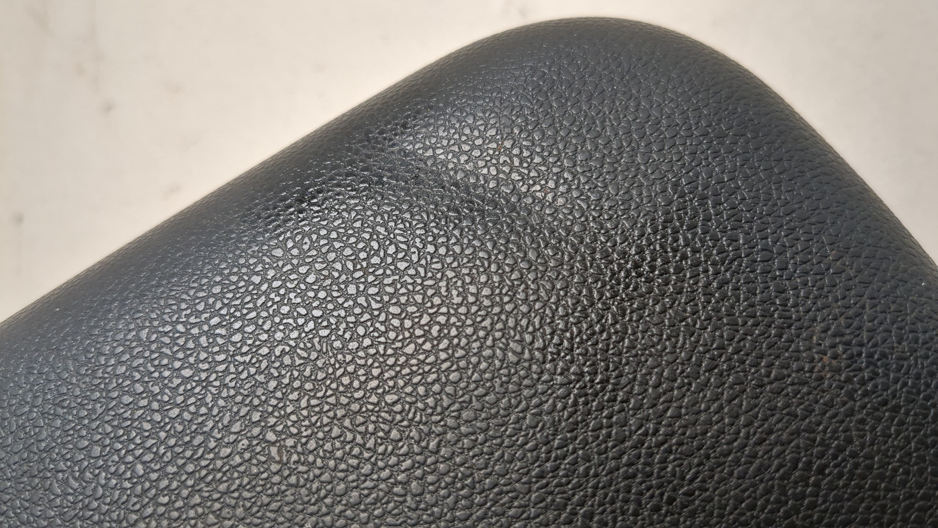 Подлокотник