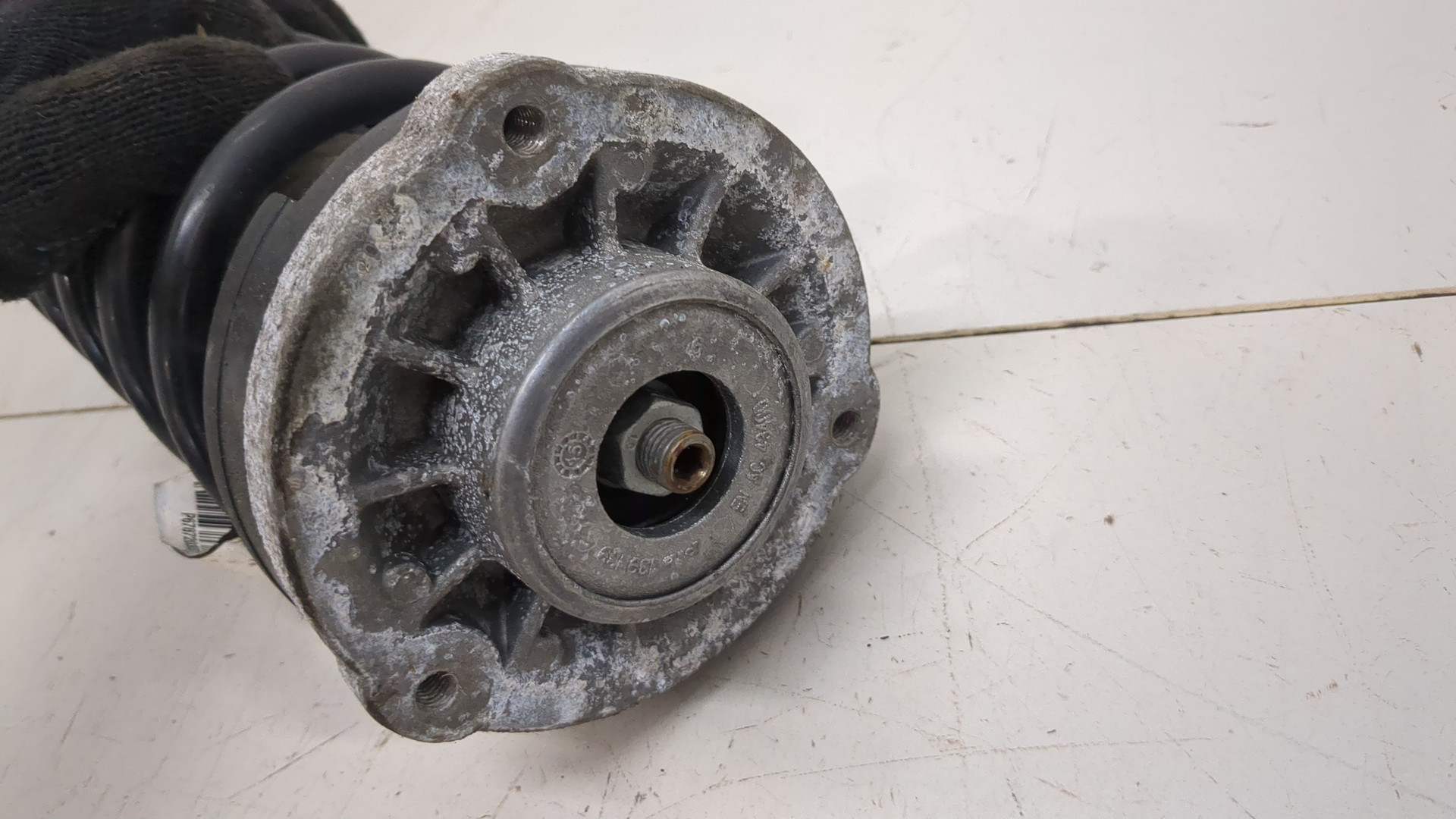 Амортизатор задний (стойка)