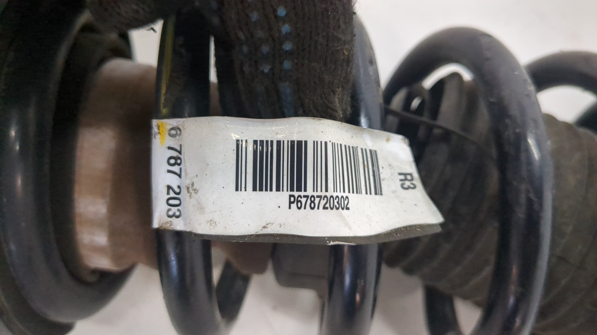 Амортизатор задний (стойка)