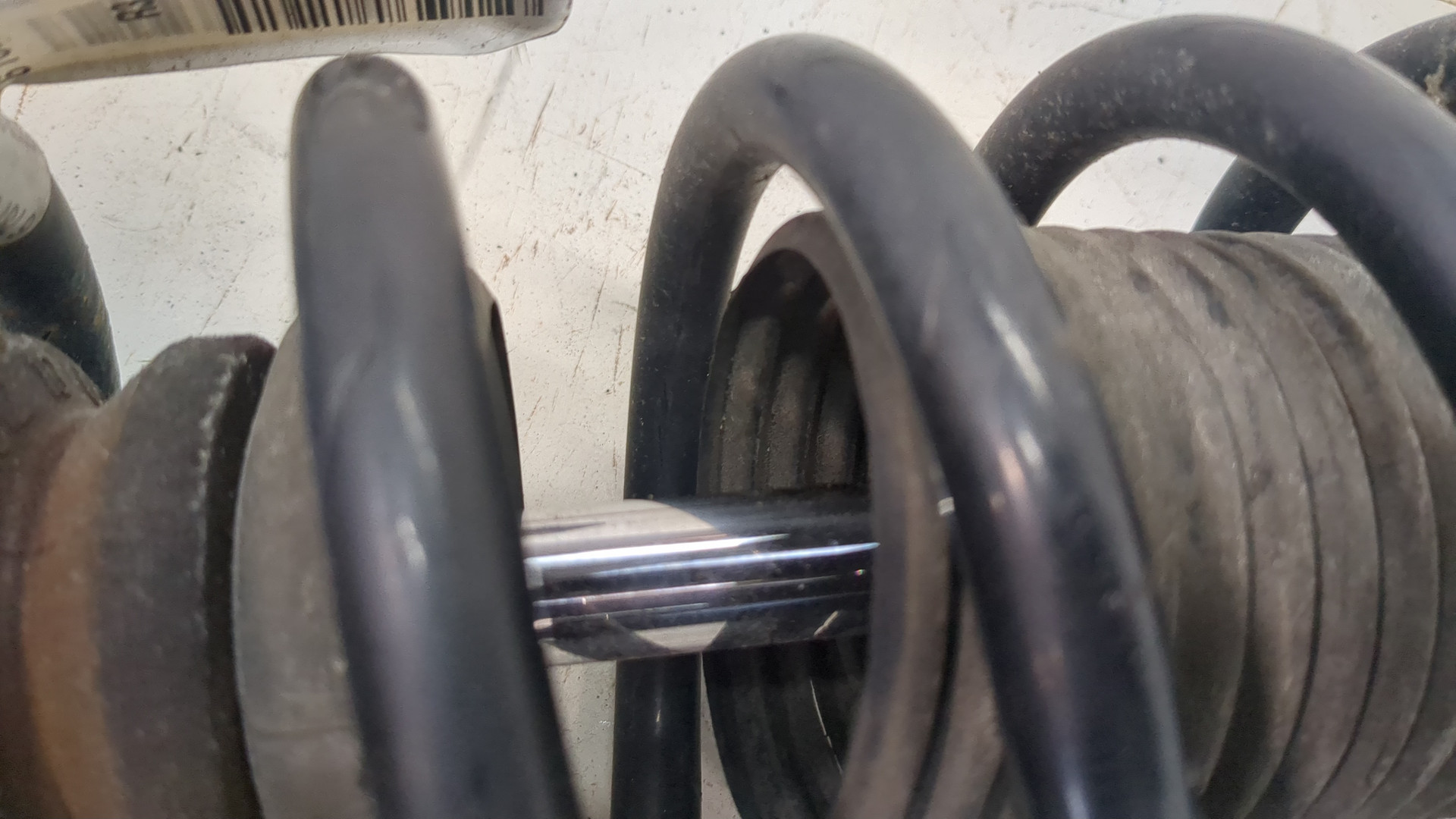 Амортизатор задний (стойка)