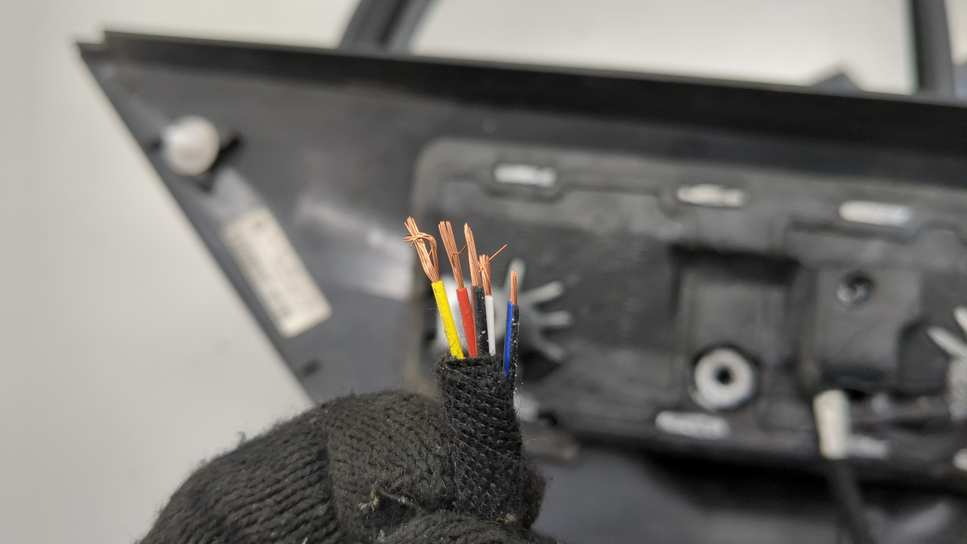 Зеркало правое электрическое