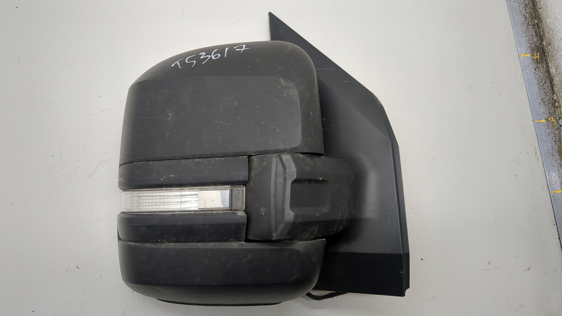 Зеркало правое электрическое