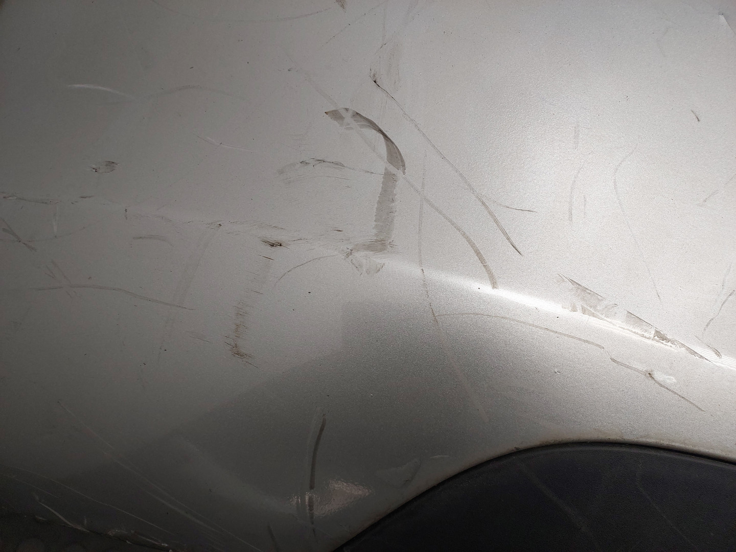 Бампер задний