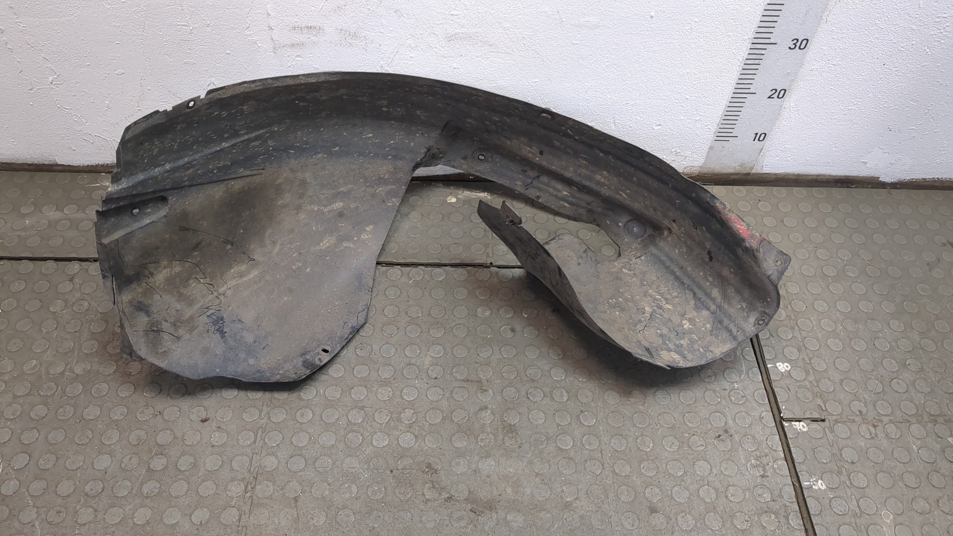 Локер передний правый