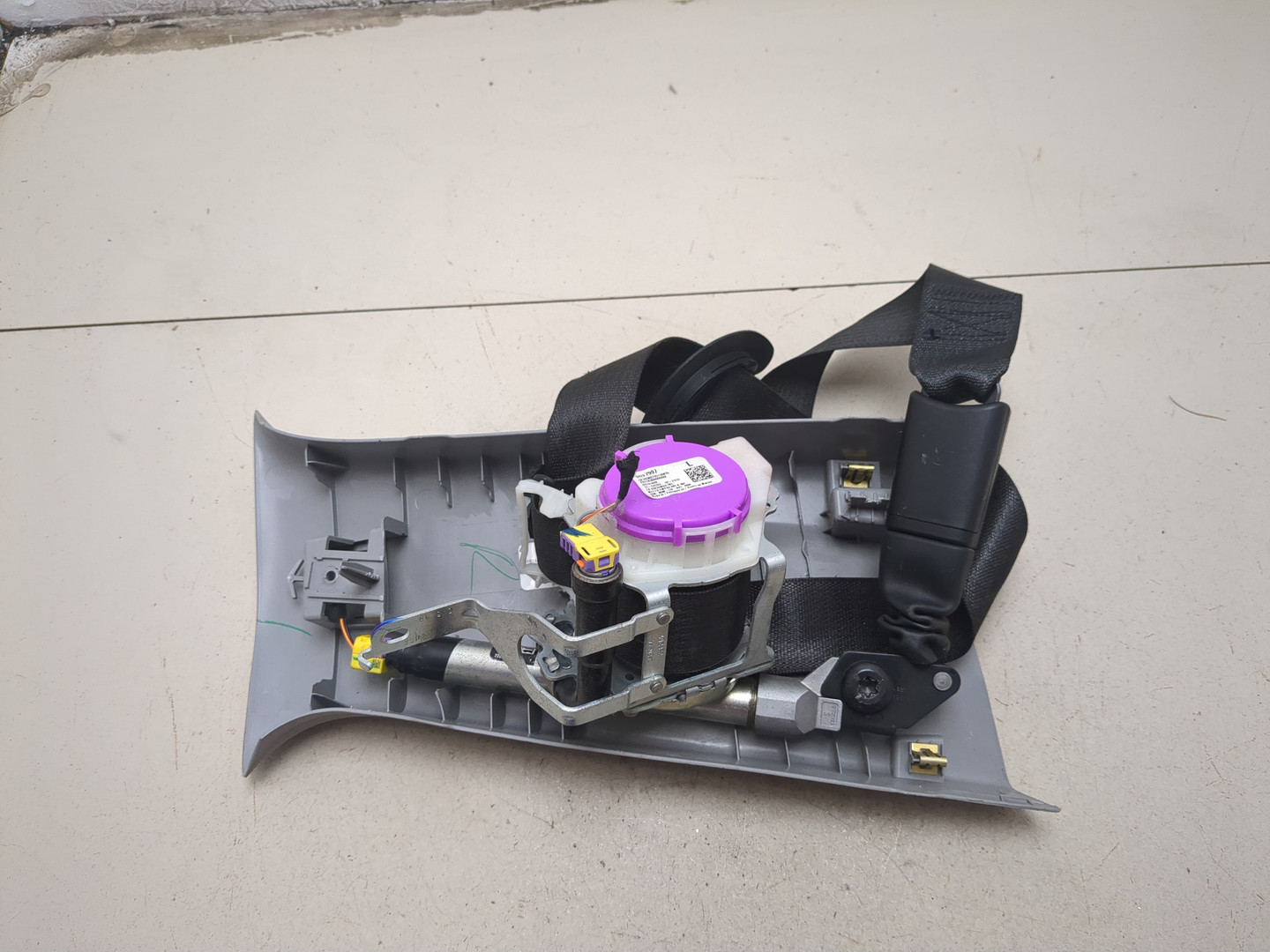 Ремень безопасности