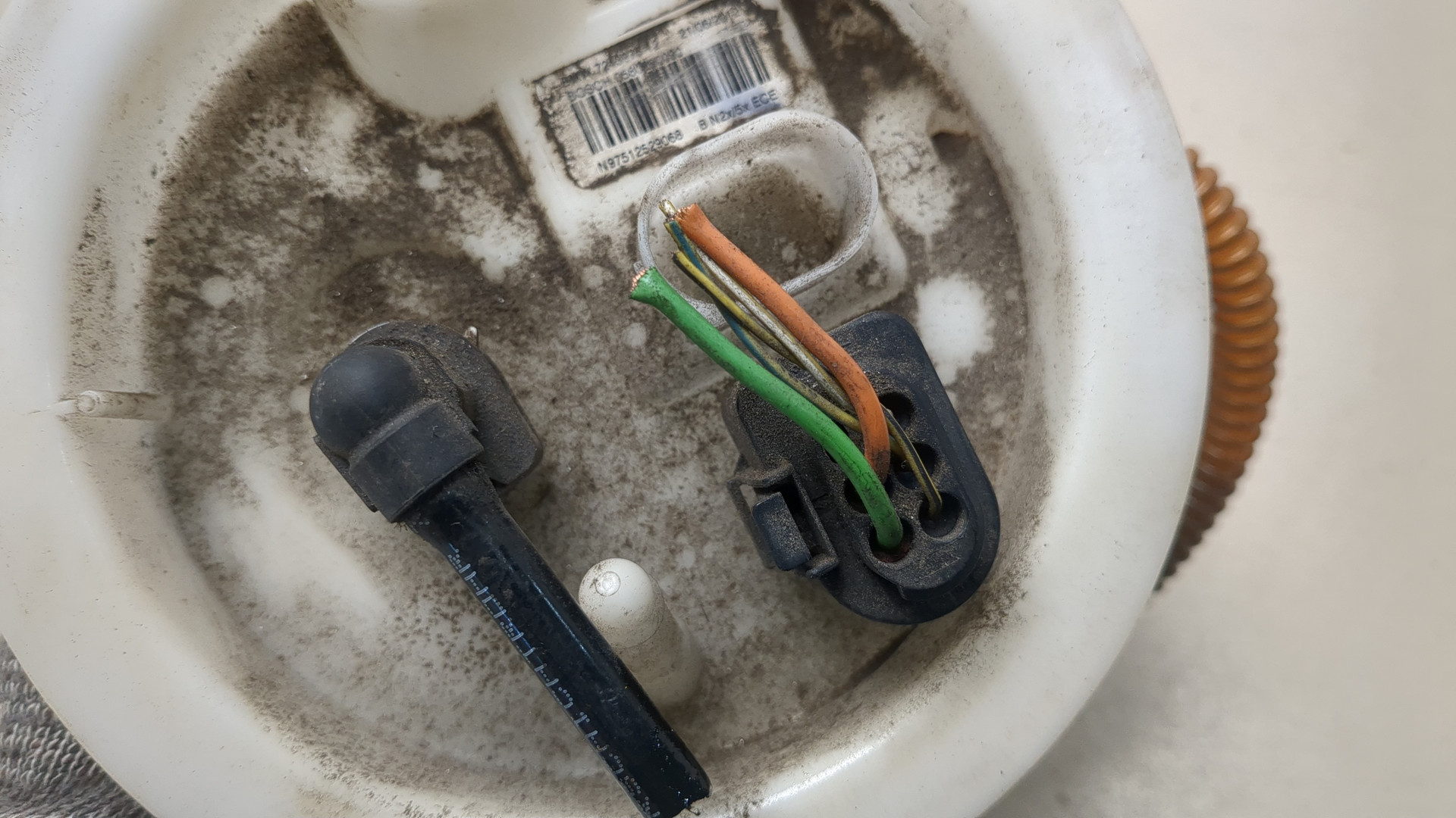 Насос топливный электрический