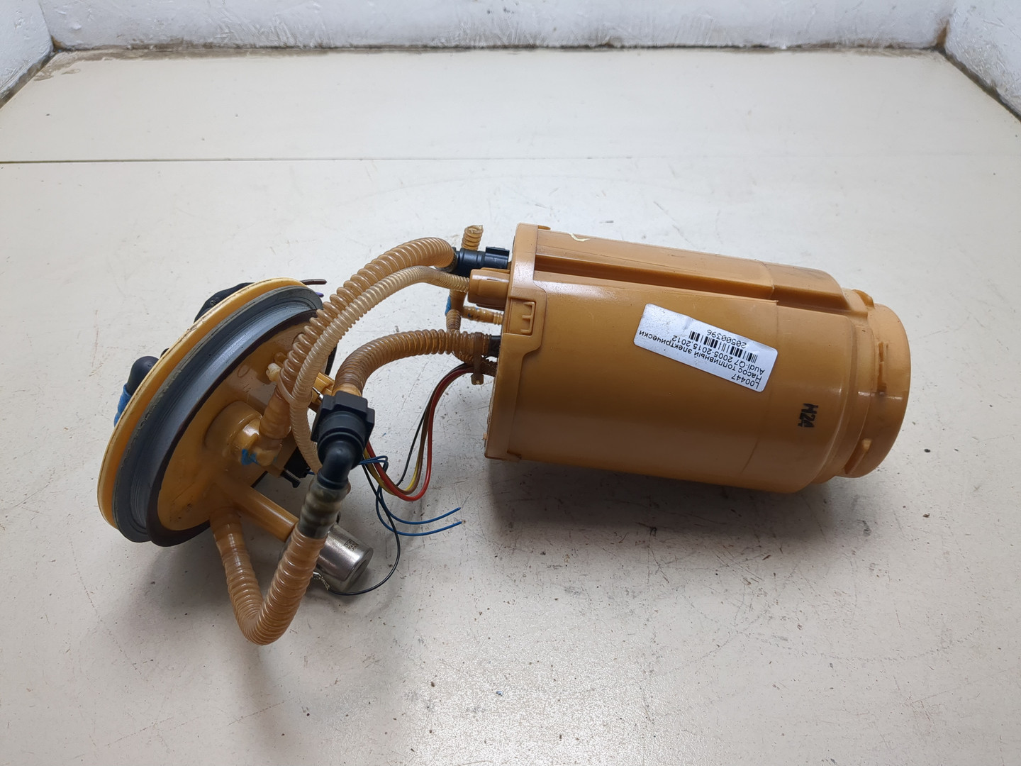 Насос топливный электрический