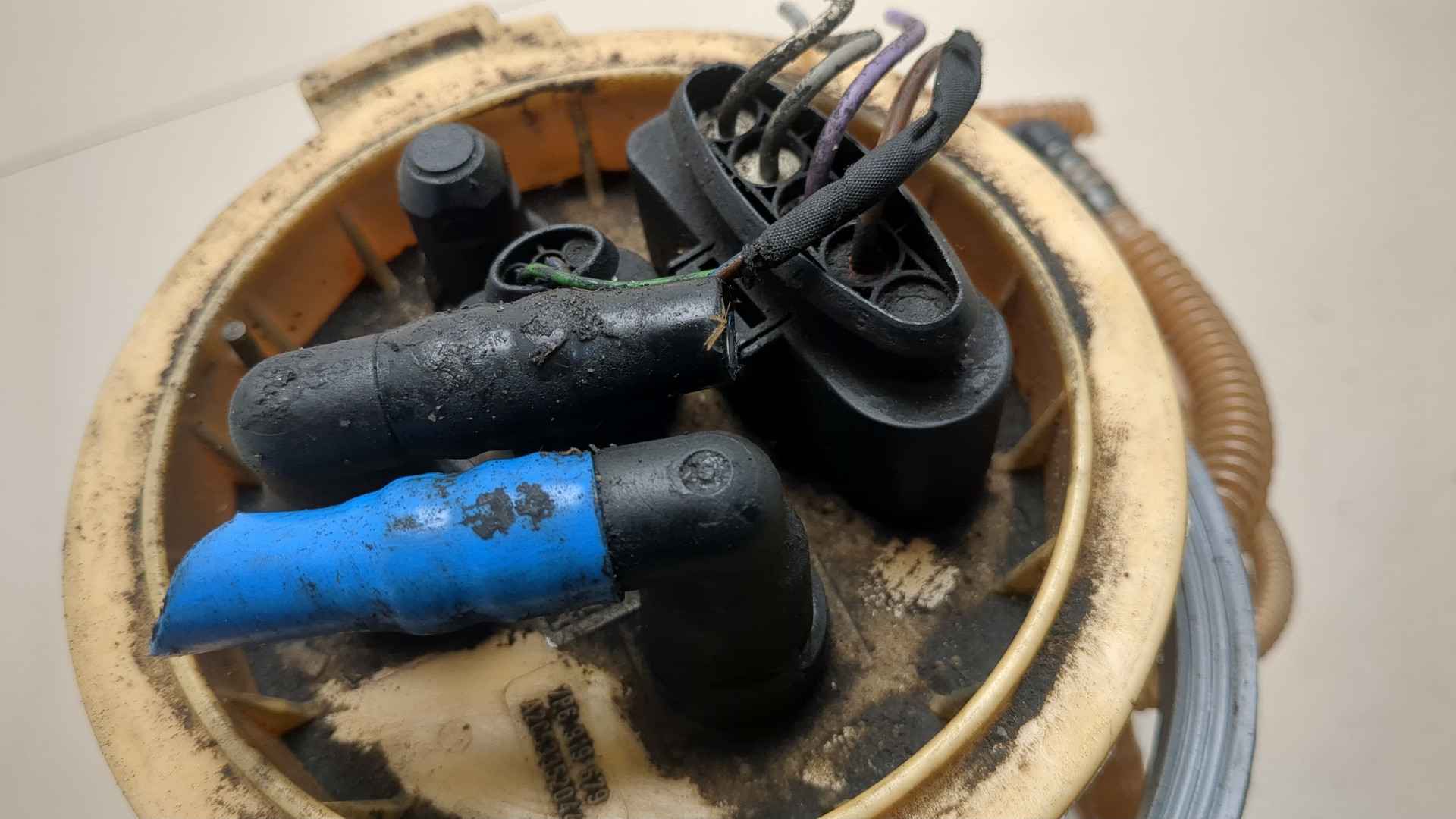 Насос топливный электрический