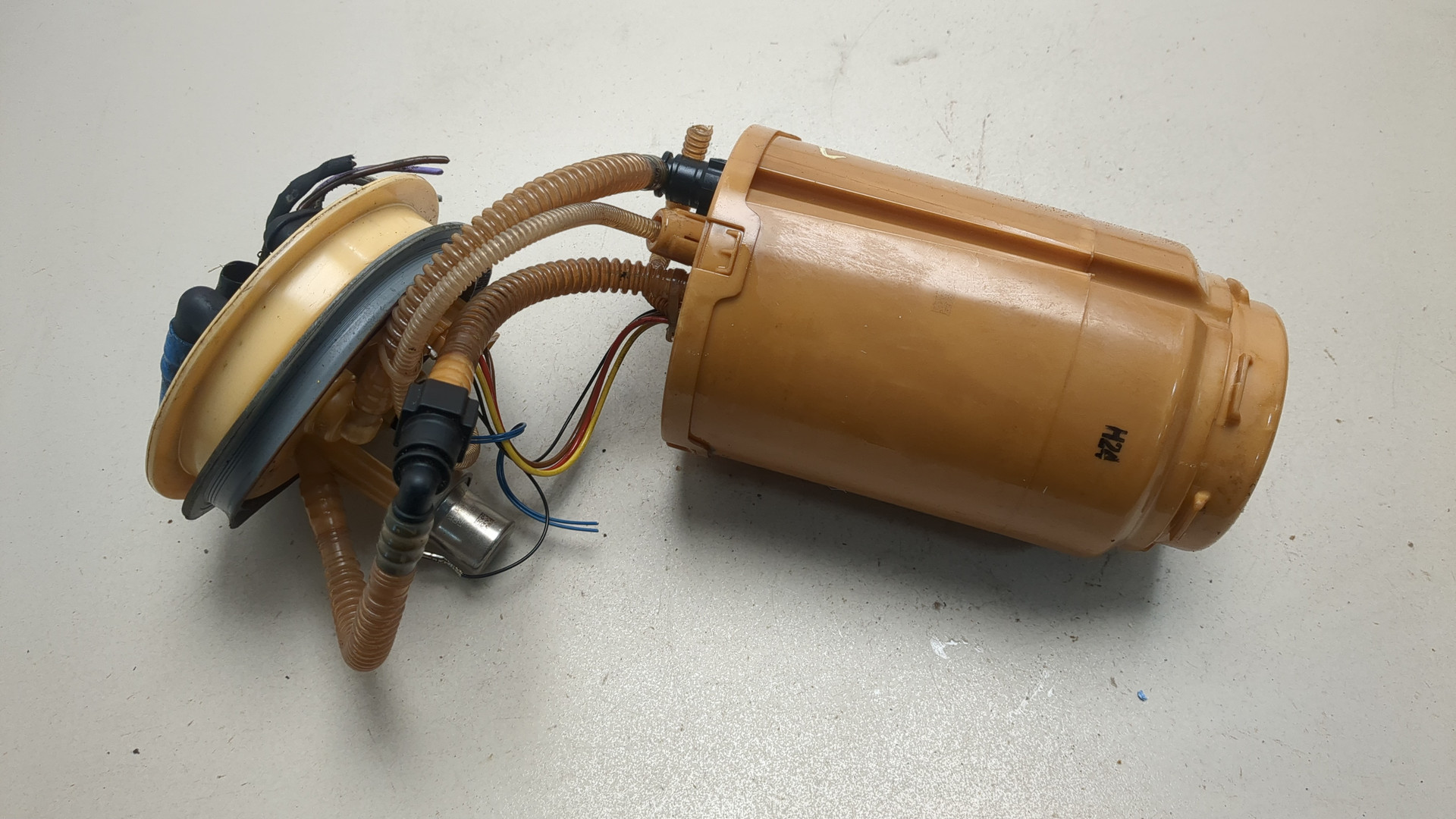 Насос топливный электрический