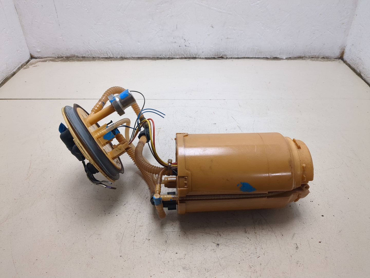 Насос топливный электрический