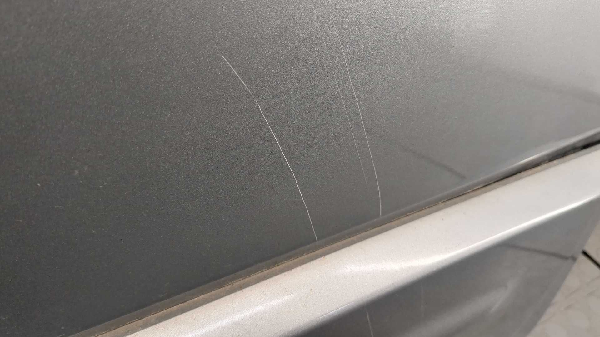 Дверь передняя правая