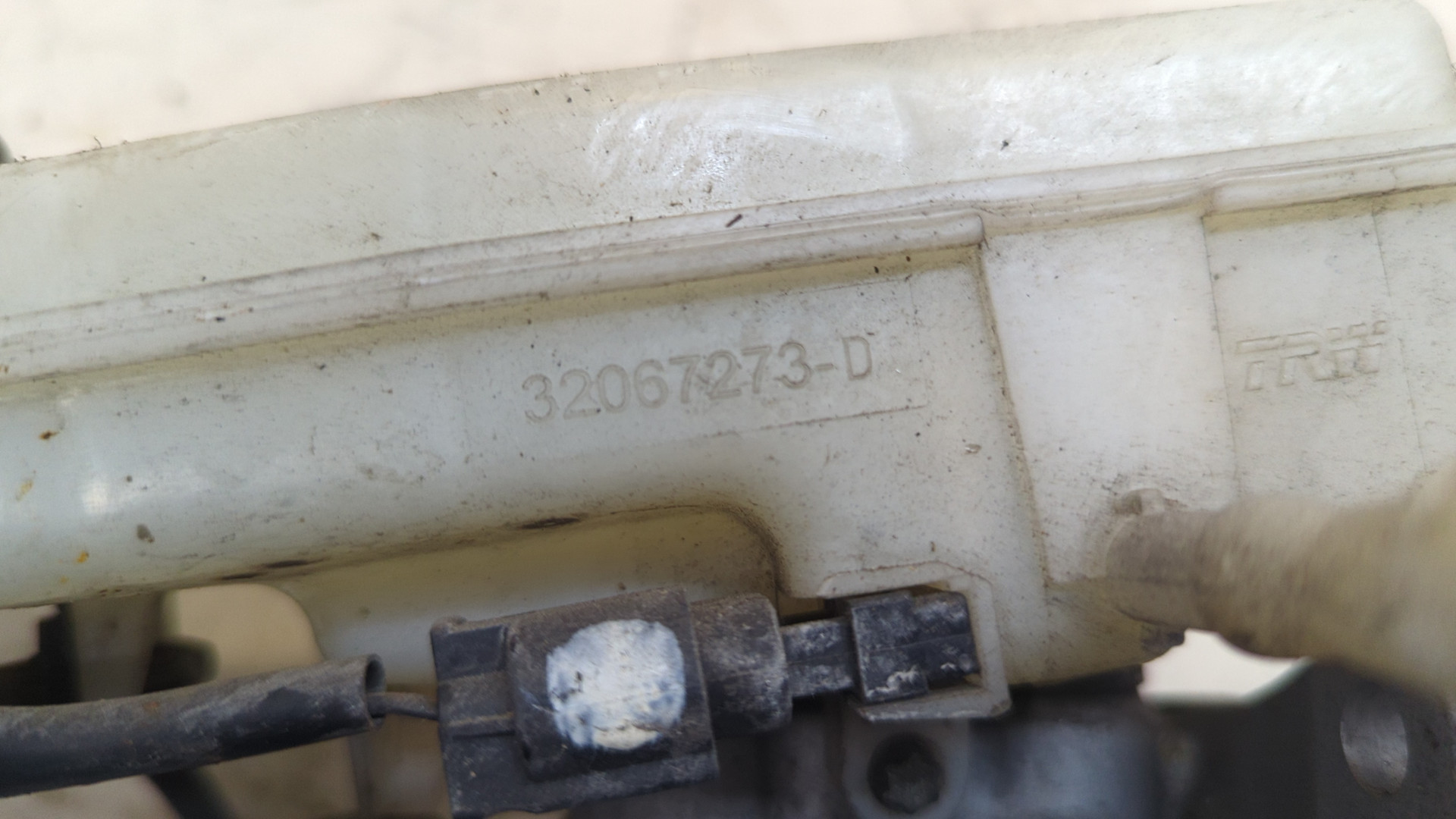 Цилиндр тормозной главный