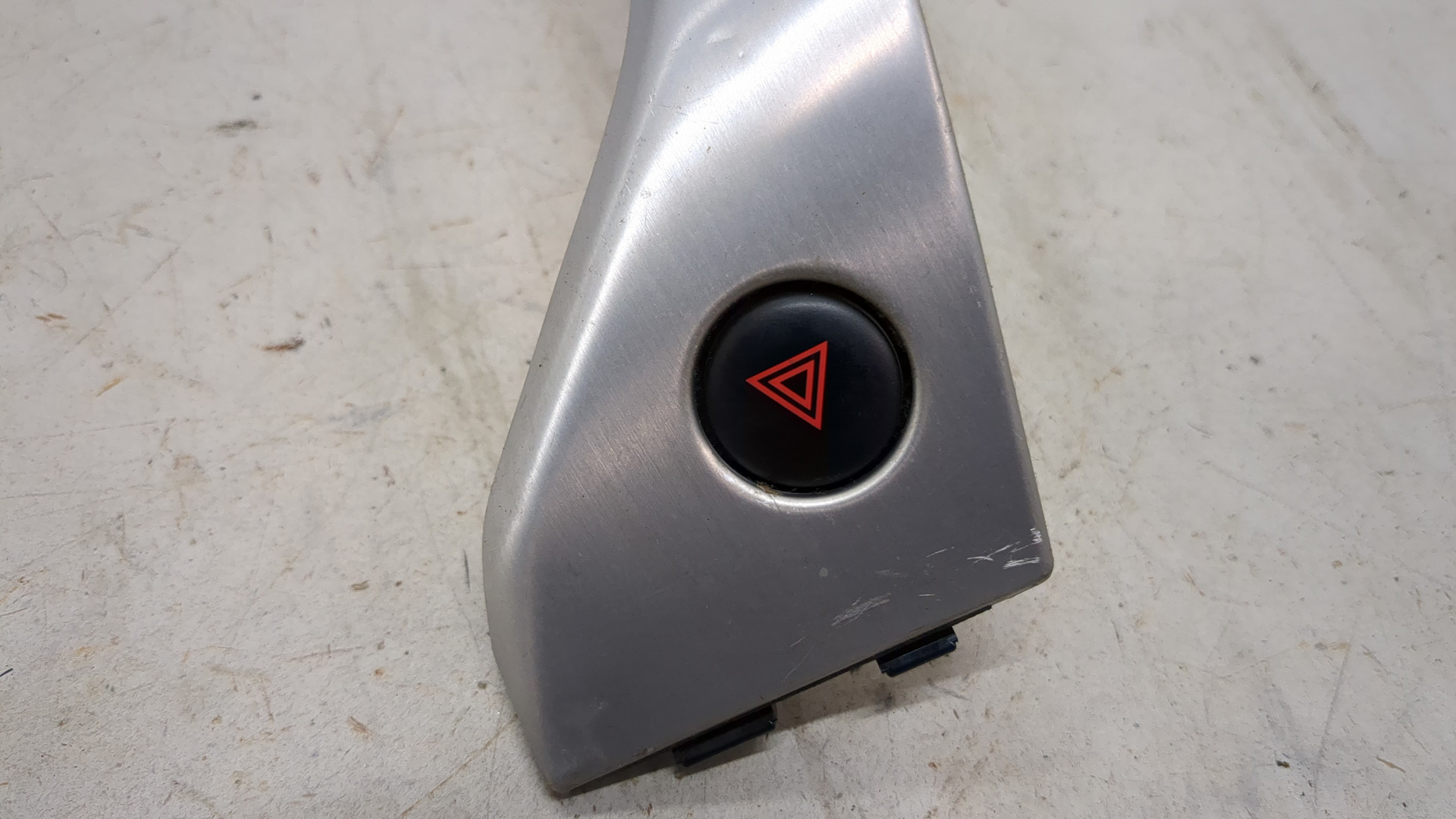 Кнопка аварийной остановки