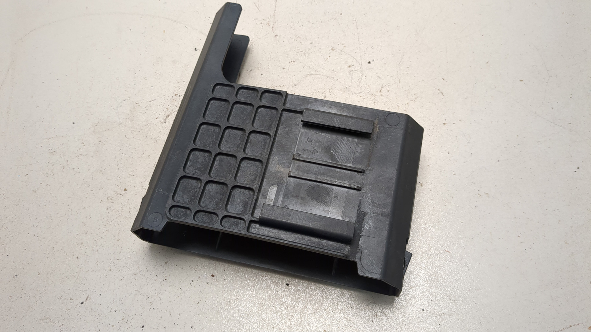 Кронштейн электронного блока управления / контроля