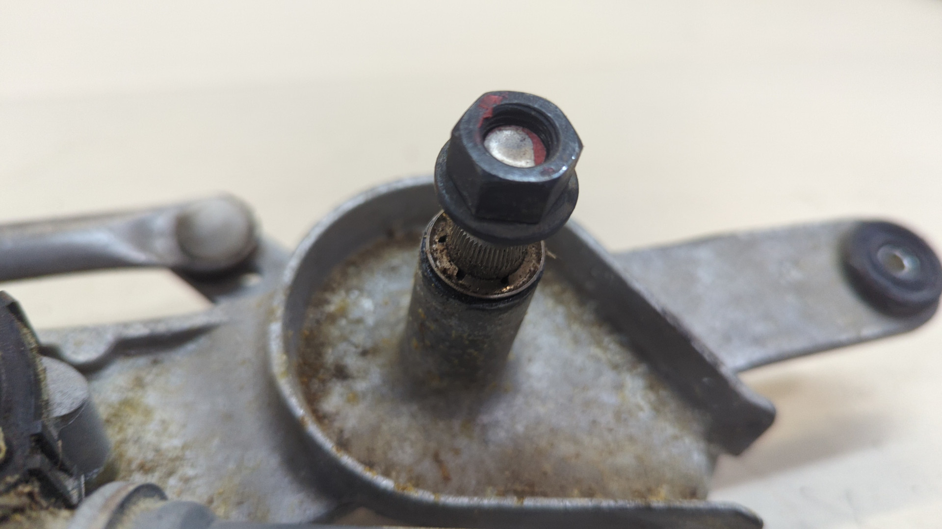 Трапеция стеклоочистителей