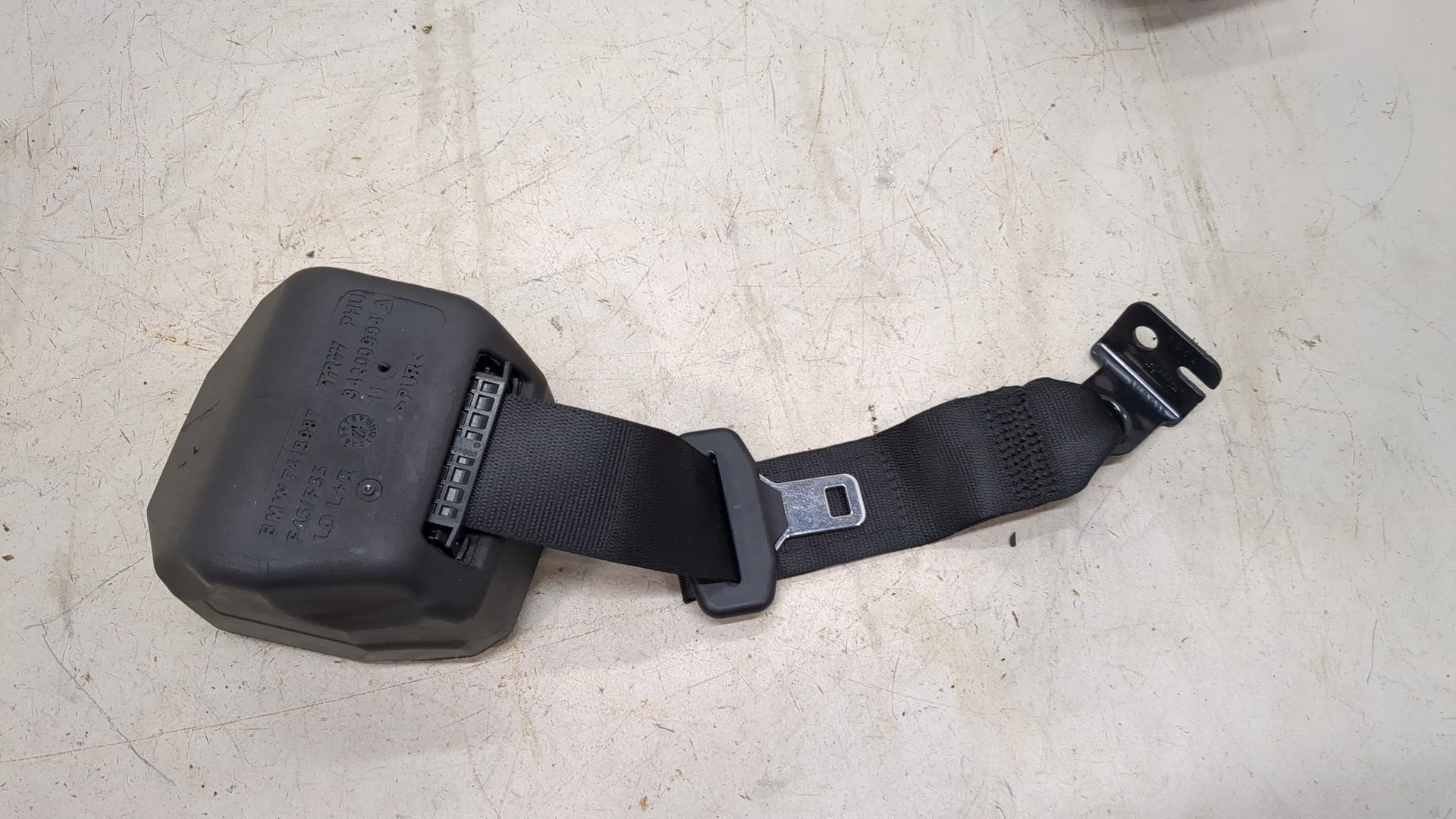 Ремень безопасности