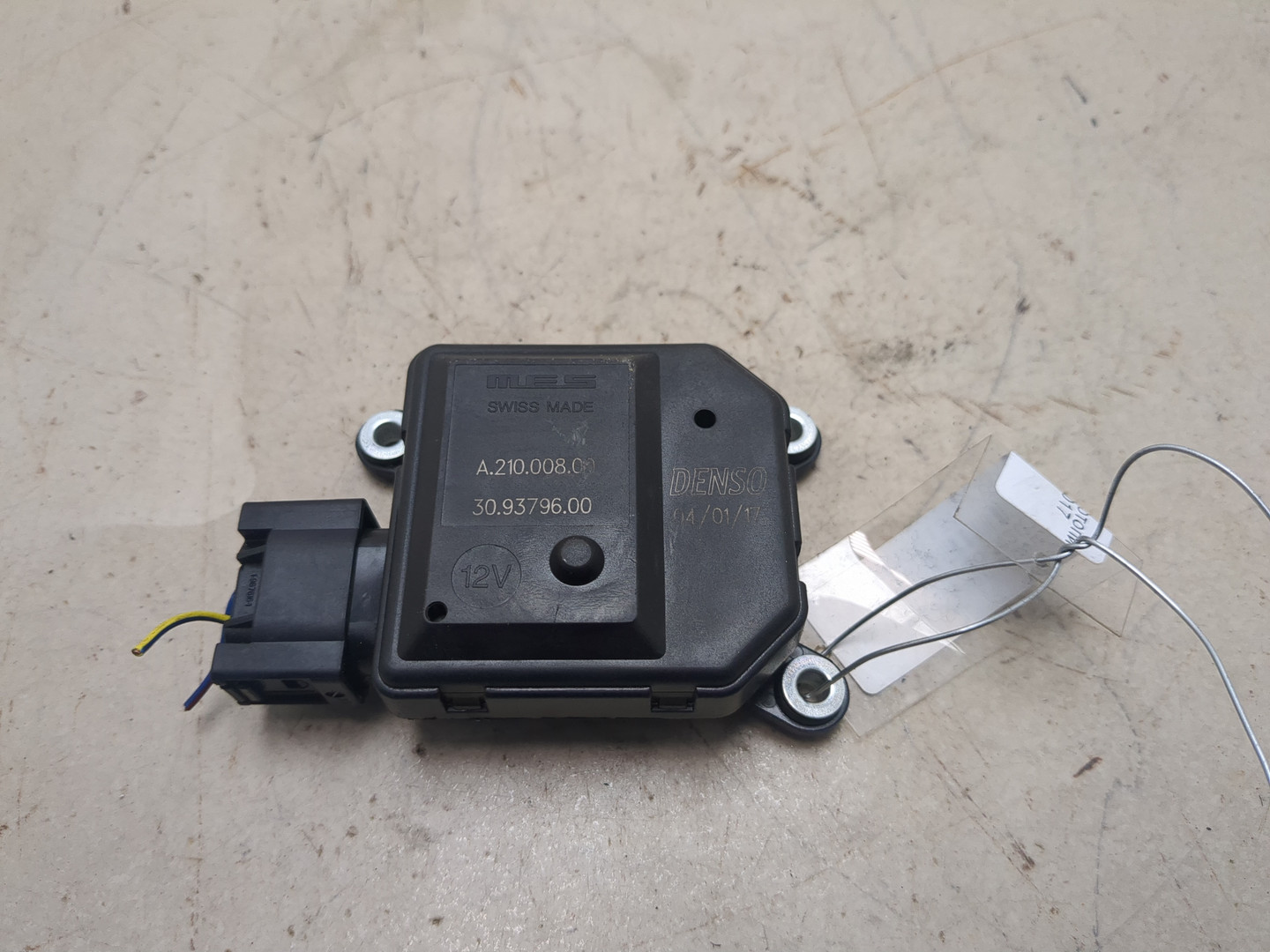 Моторчик заслонки печки