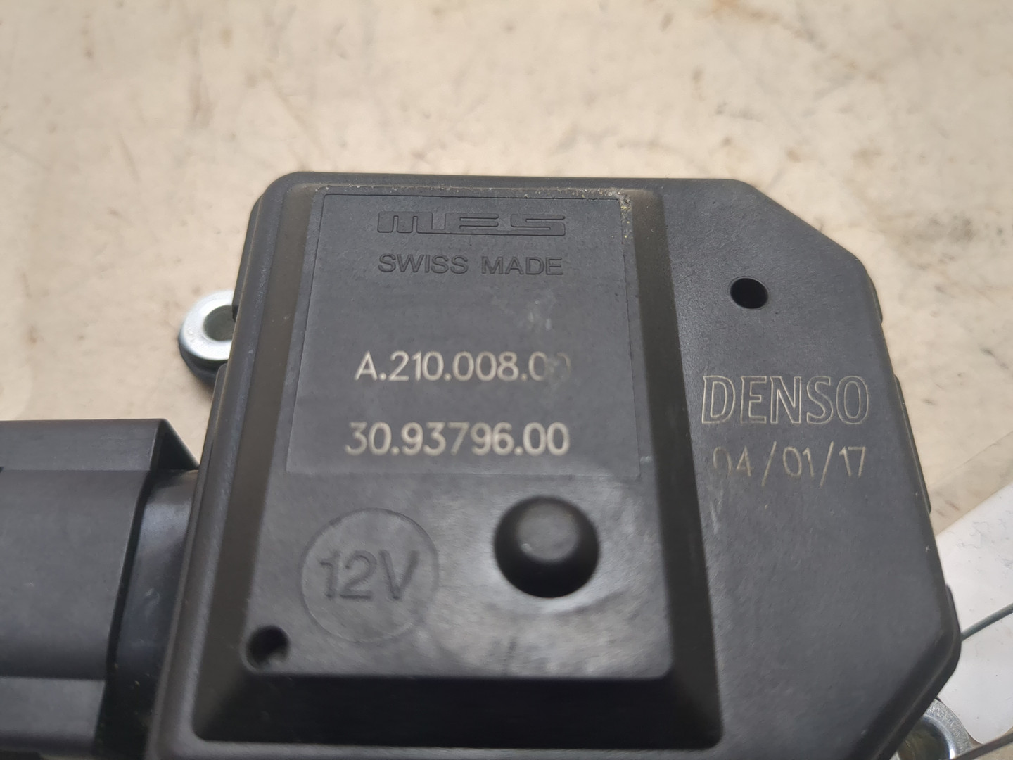 Моторчик заслонки печки