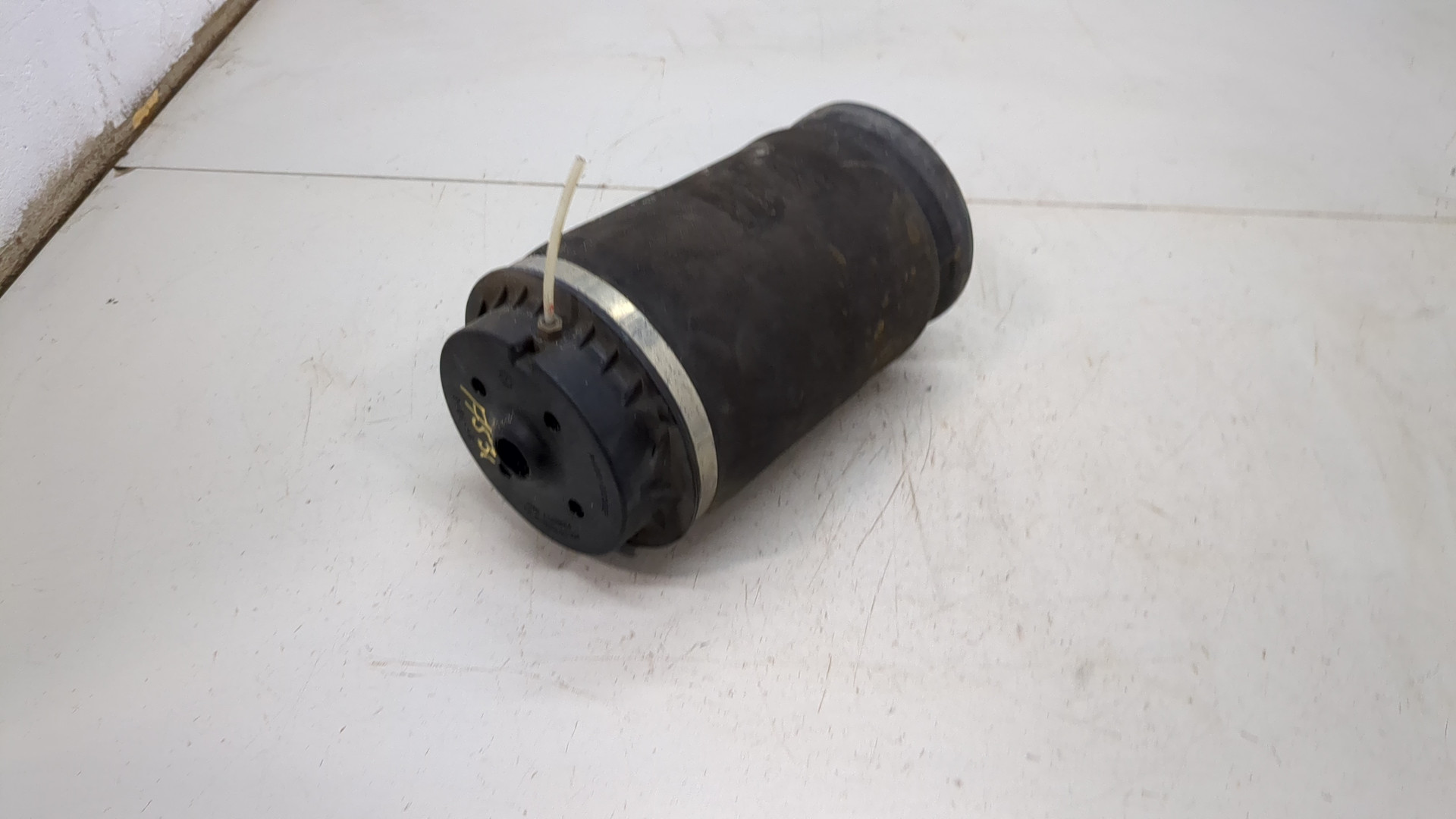 Амортизатор задний (стойка)