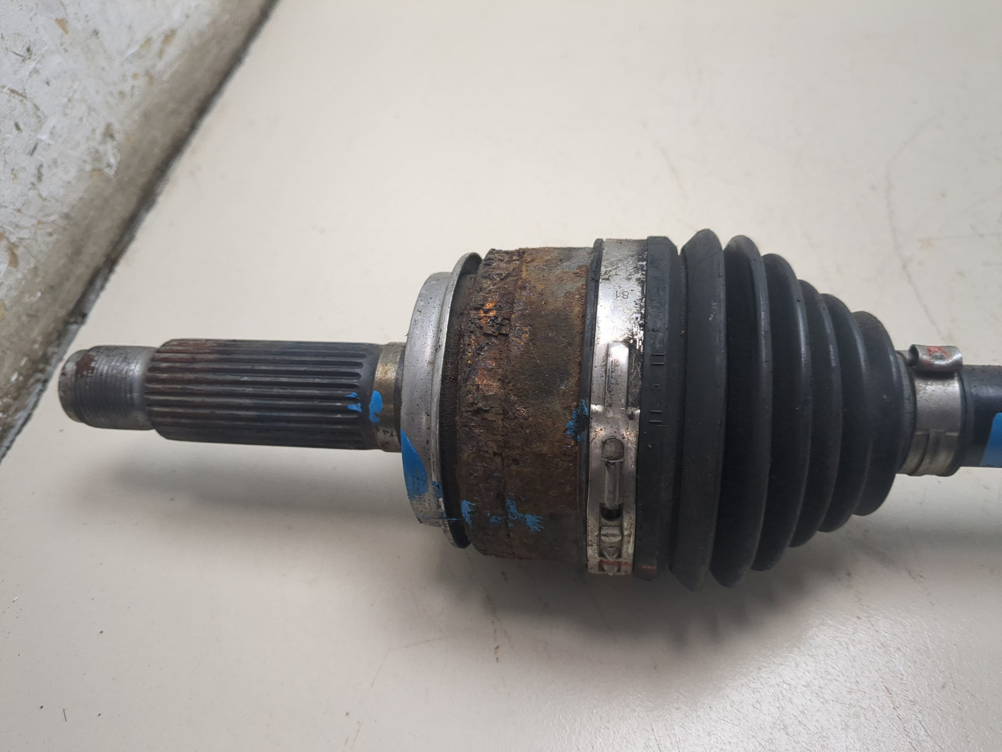 Полуось задняя правая
