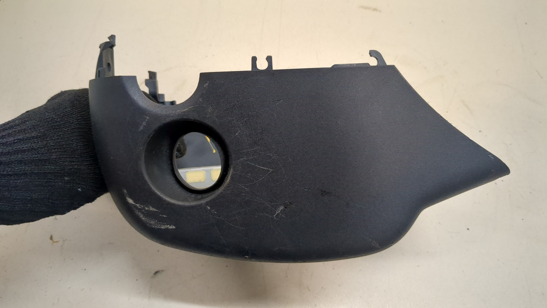 Кожух рулевой колонки