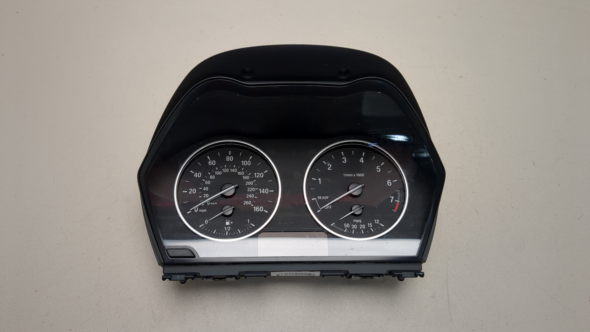 Панель приборов