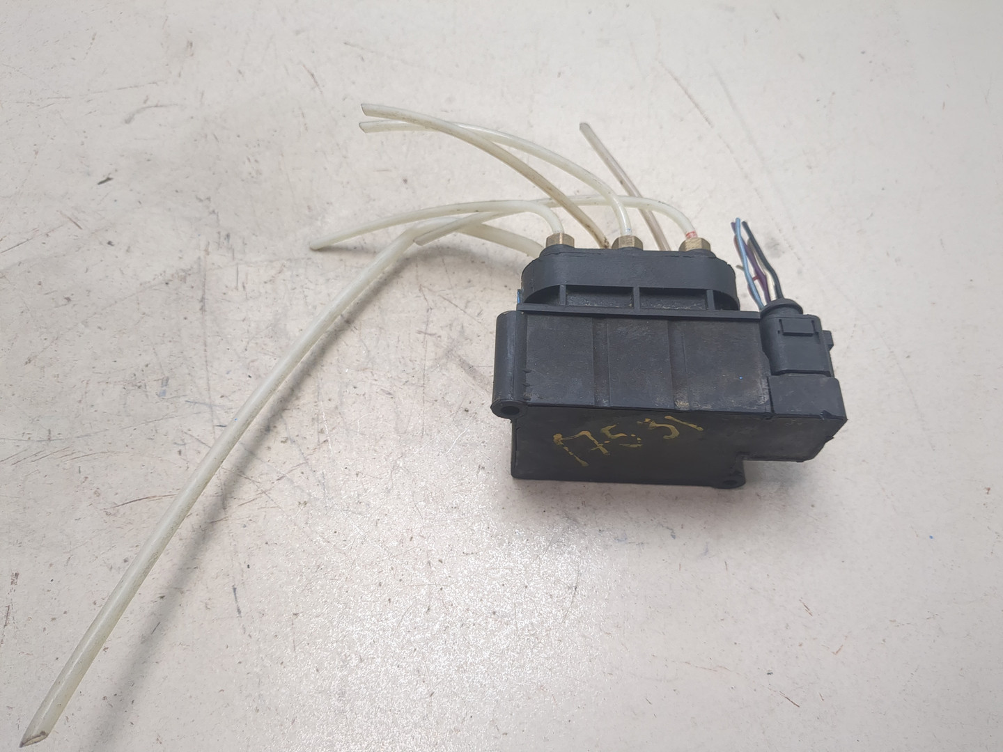 Блок клапанов