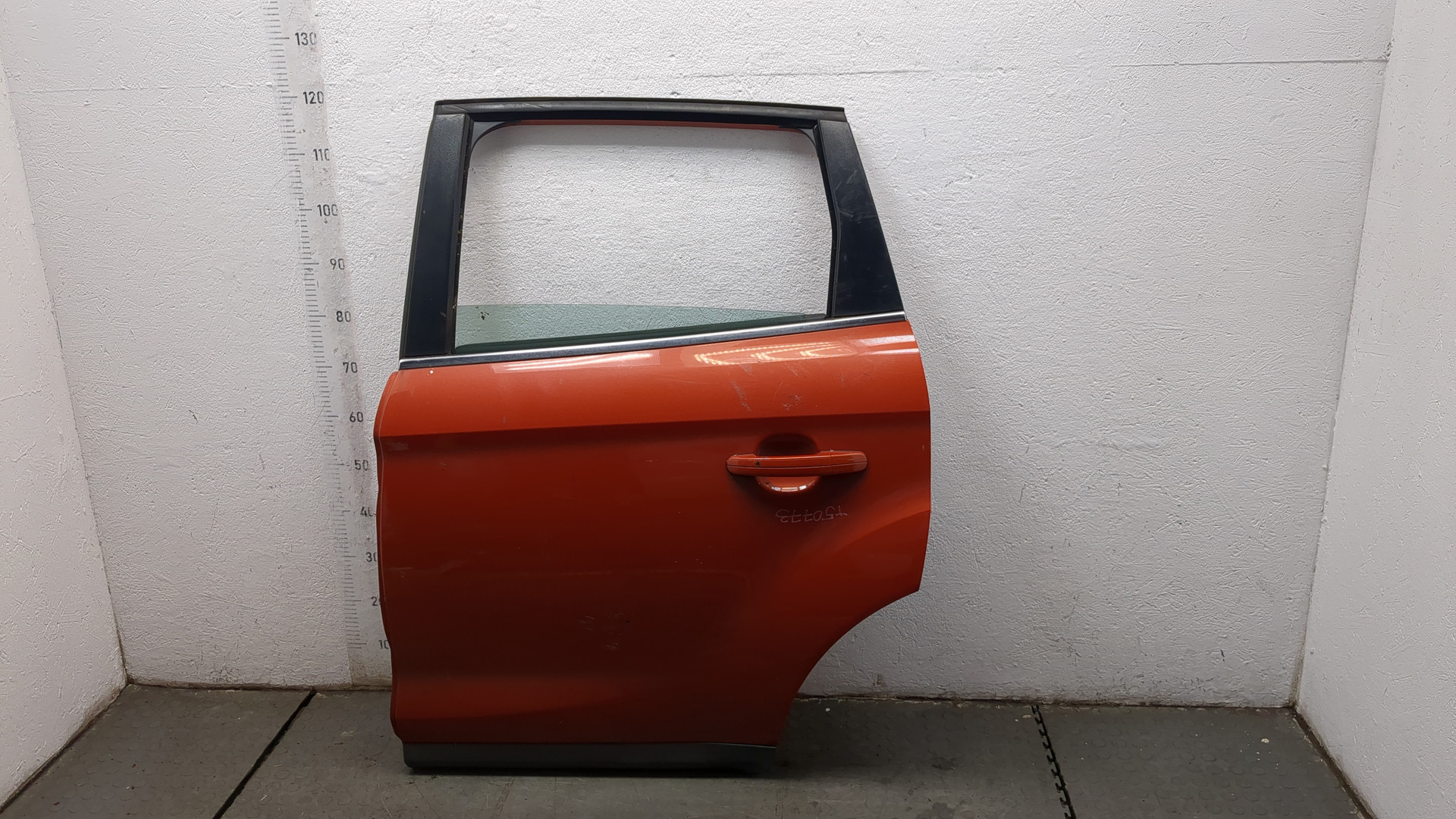 Дверь задняя левая