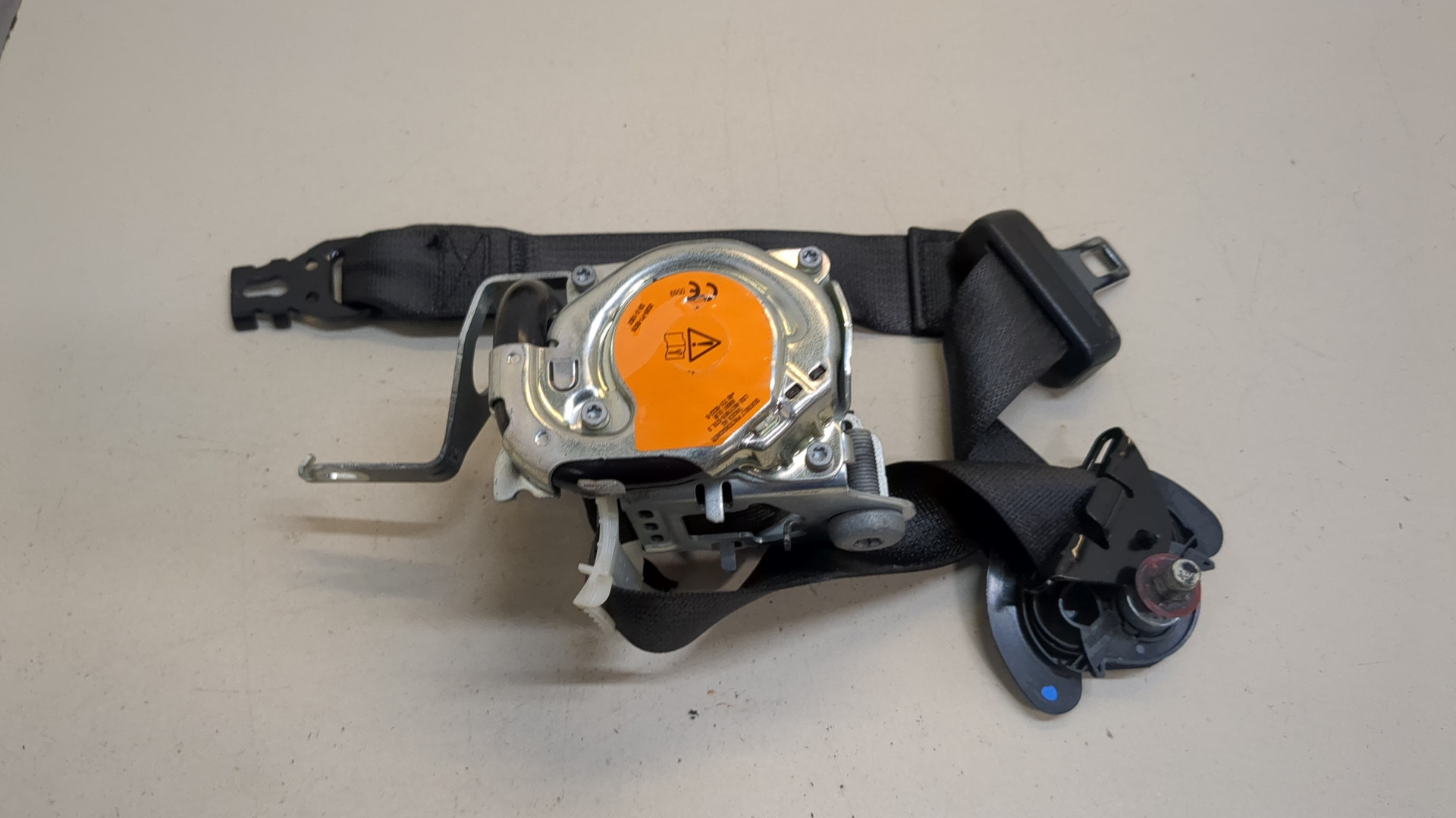 Ремень безопасности