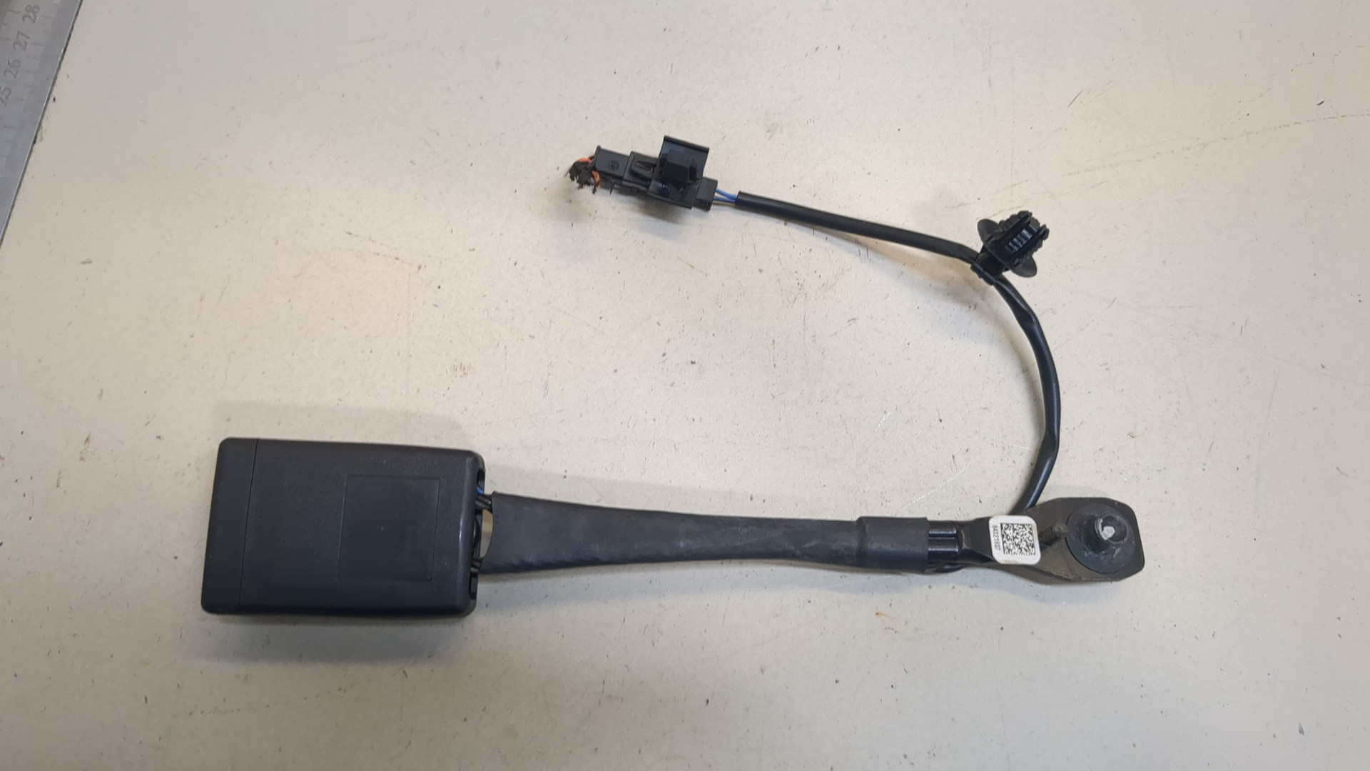 Ответная часть ремня безопасности