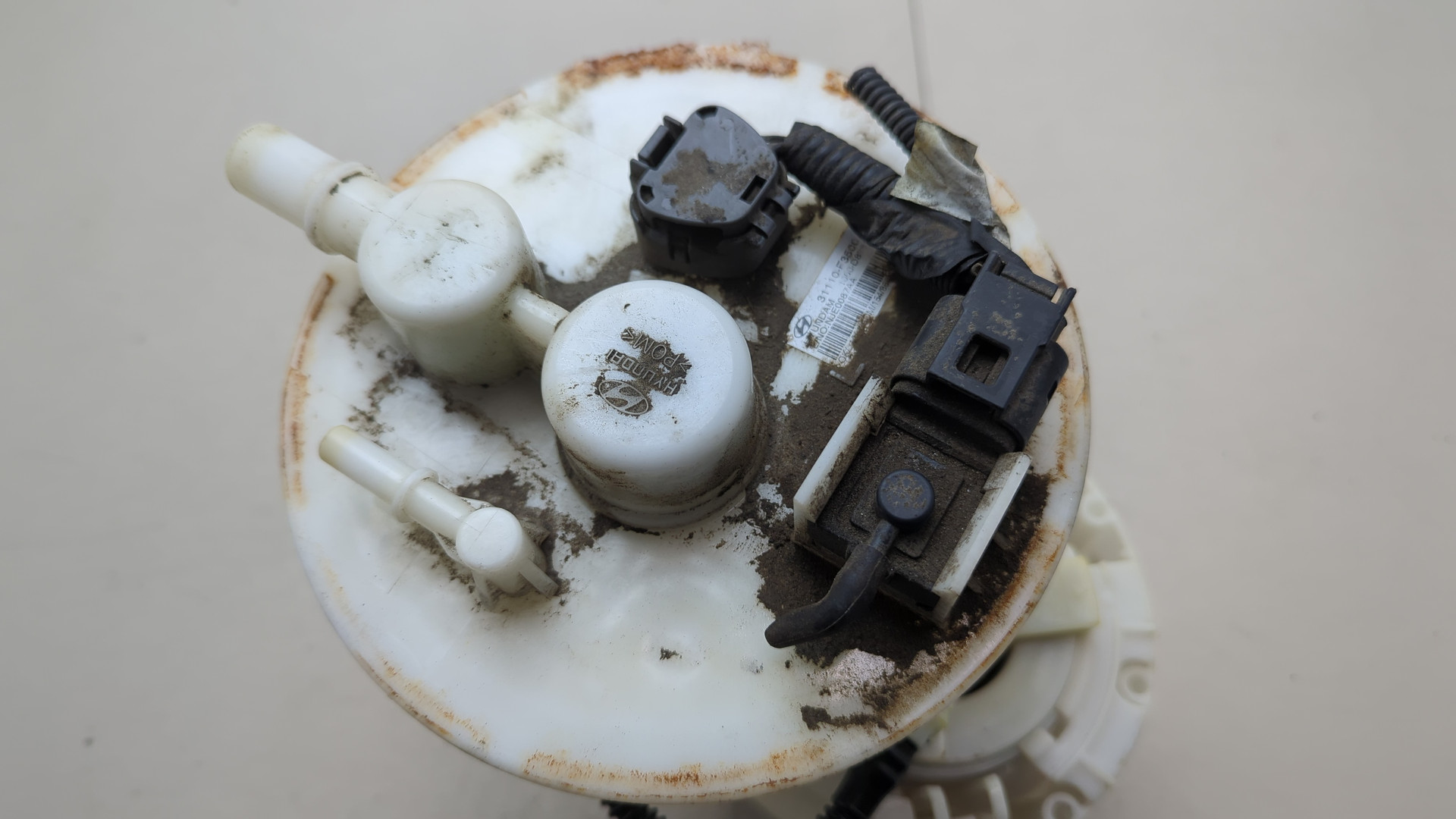 Насос топливный электрический