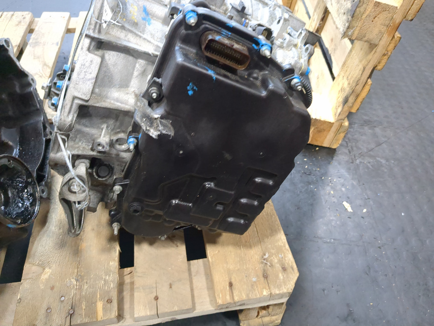 АКПП (автоматическая коробка переключения передач)