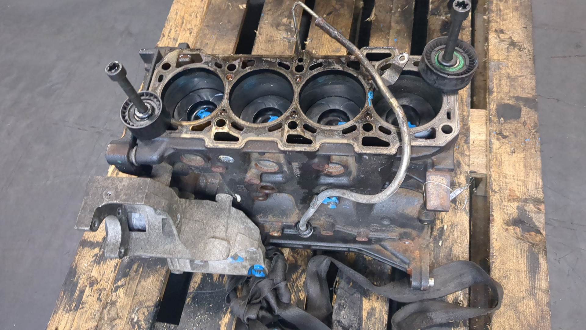 Блок двигателя