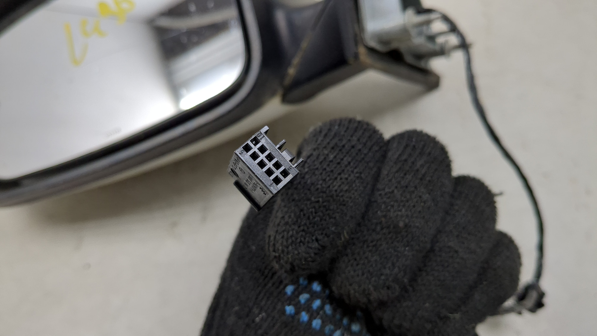 Зеркало левое электрическое