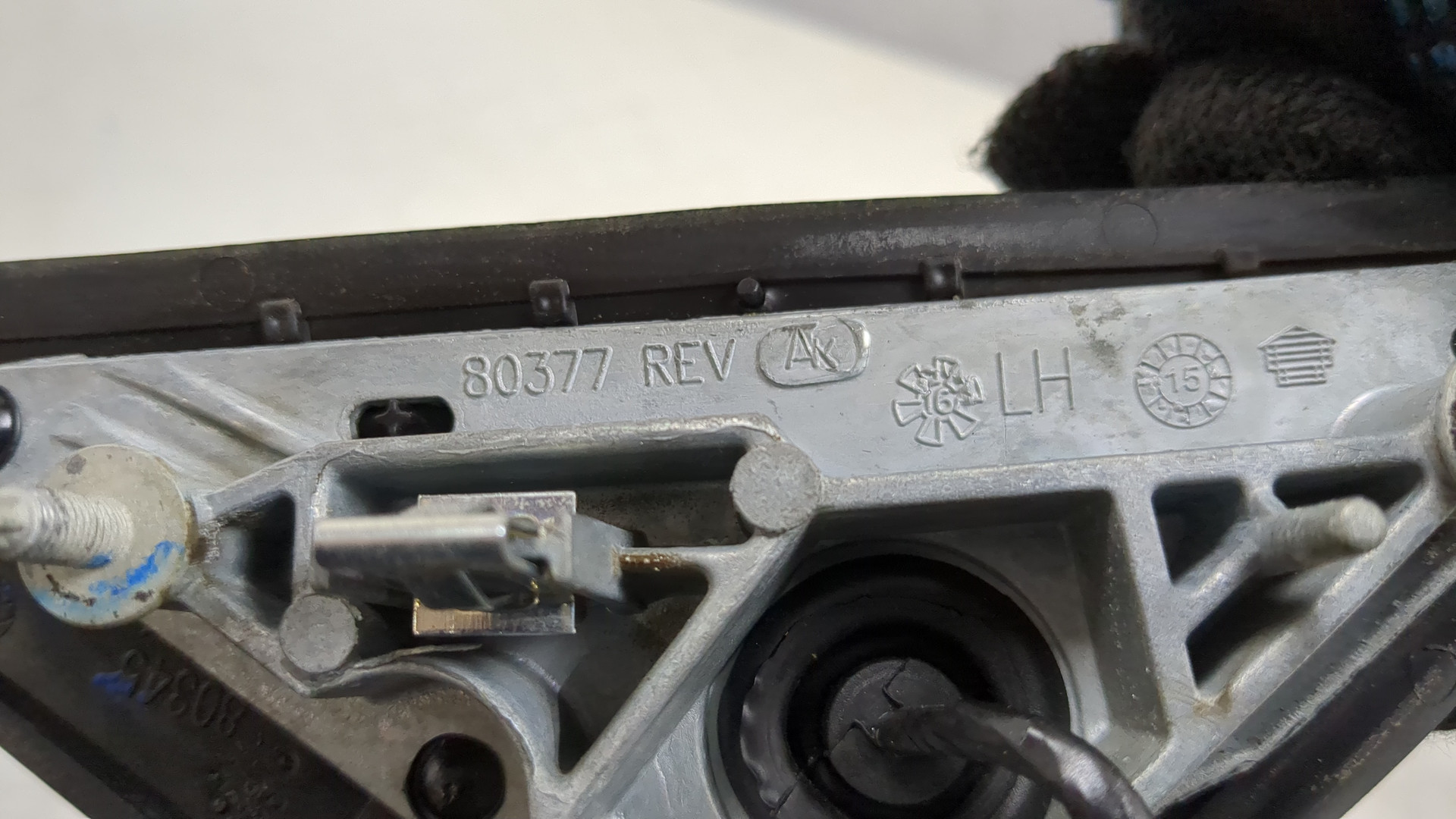 Зеркало левое электрическое