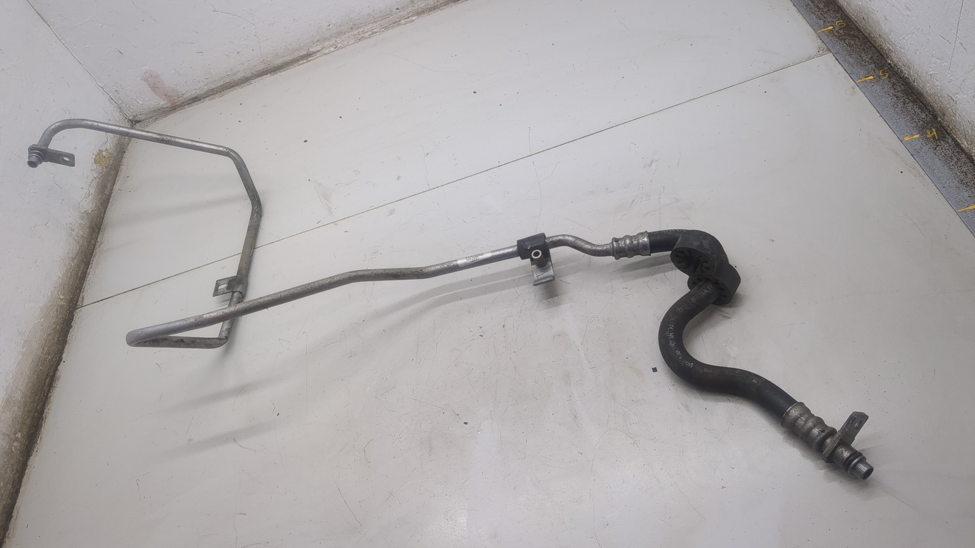 Трубка масляная