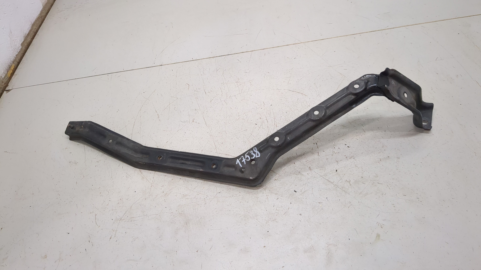 Кронштейн радиатора