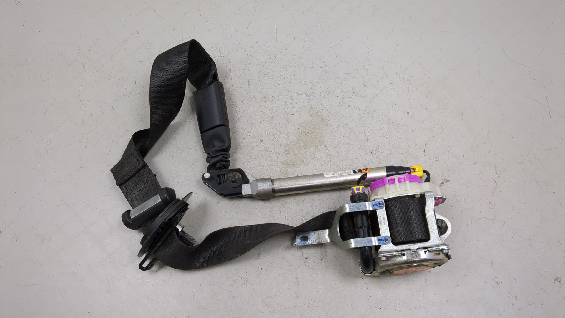 Ремень безопасности