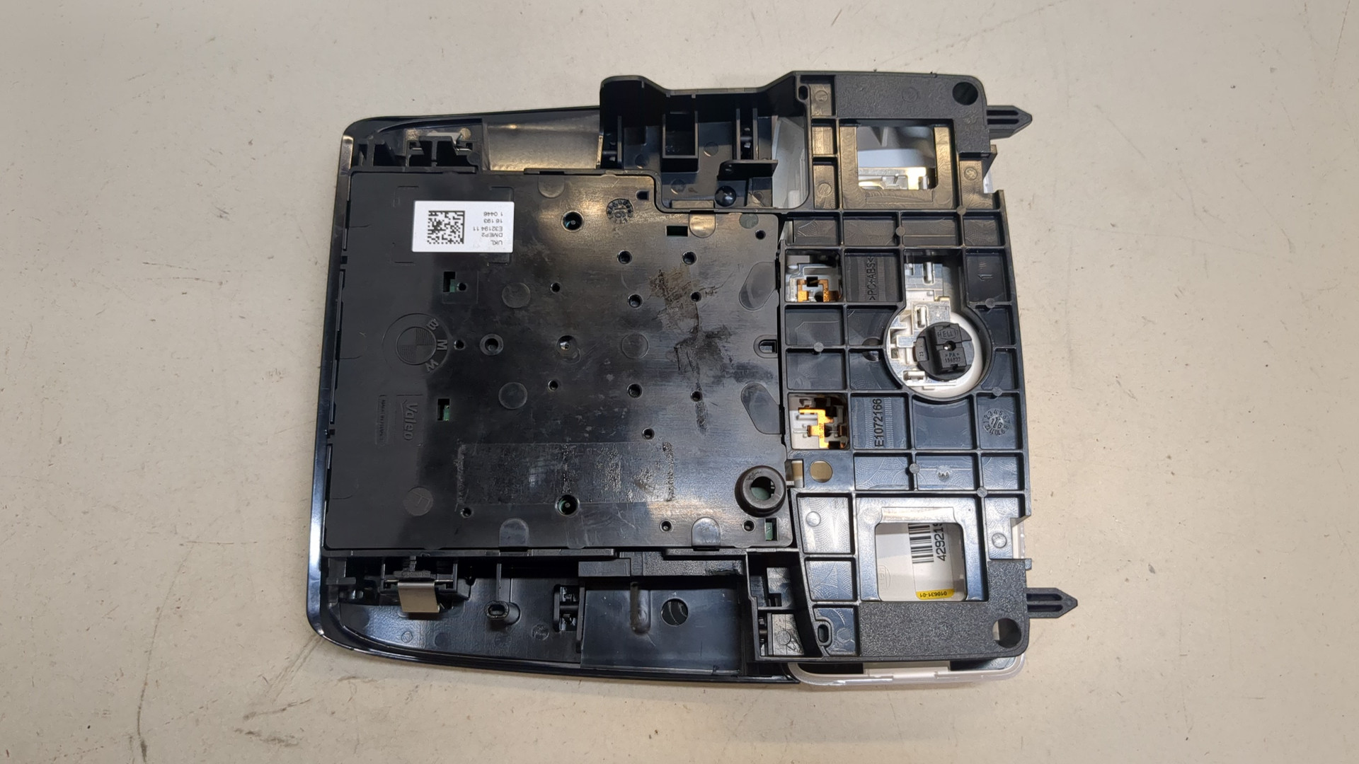 Плафон салонный