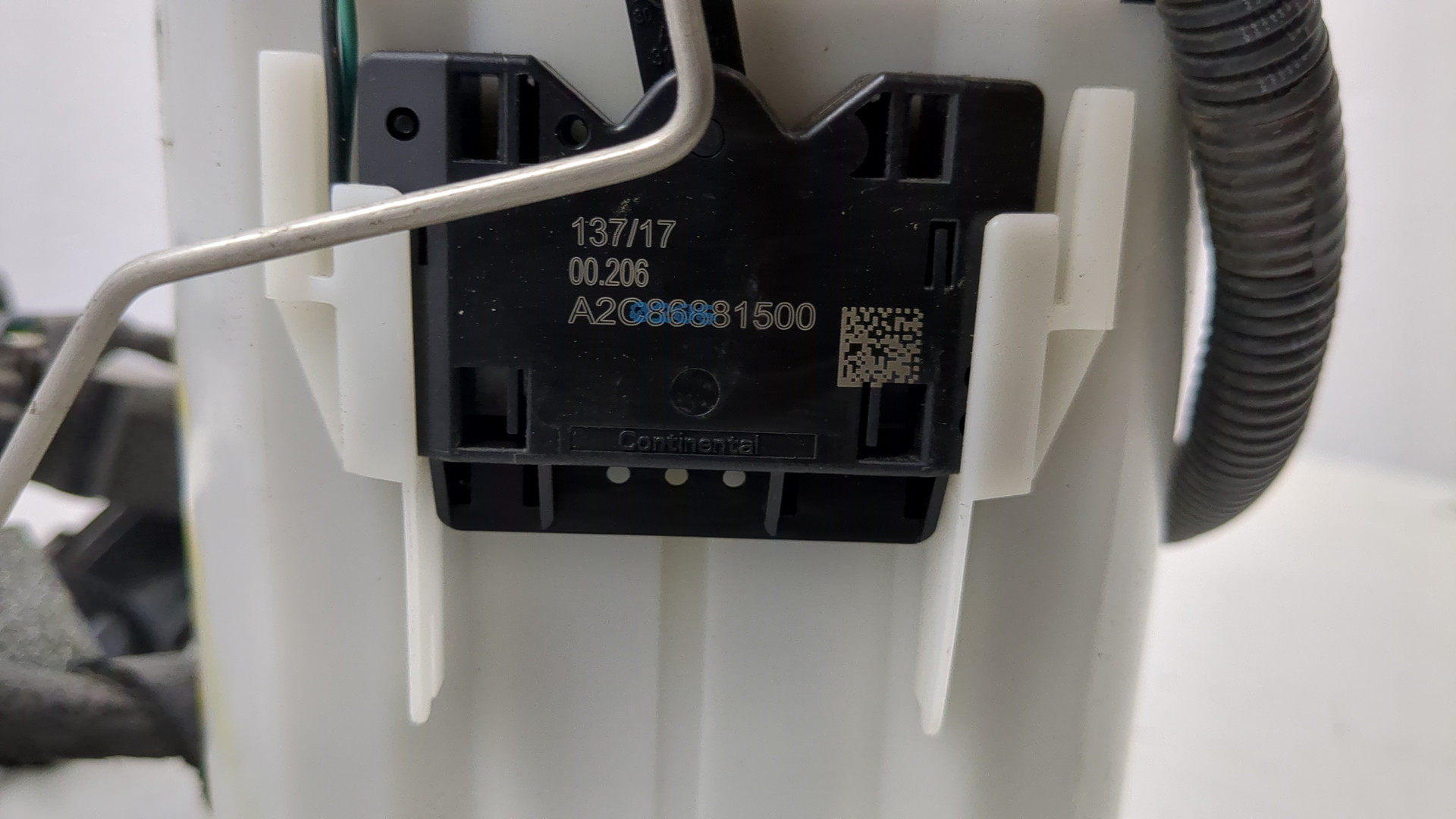 Насос топливный электрический