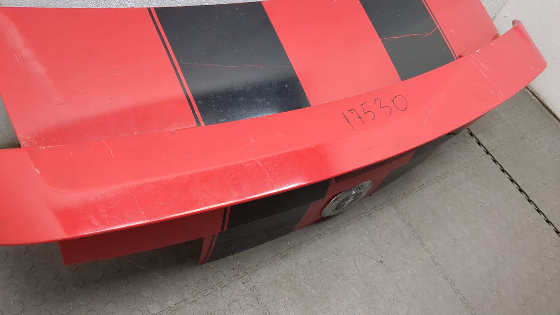 Дверь багажника