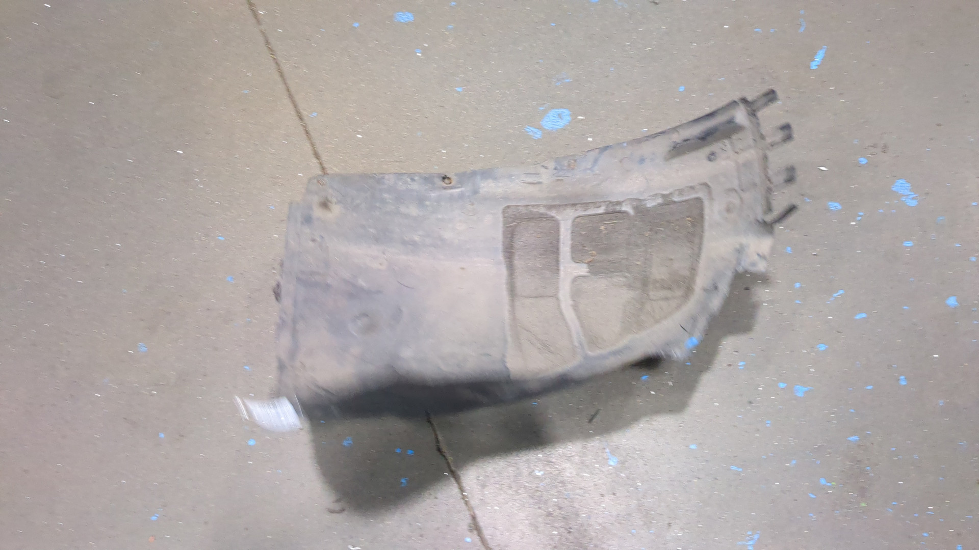 Локер передний левый