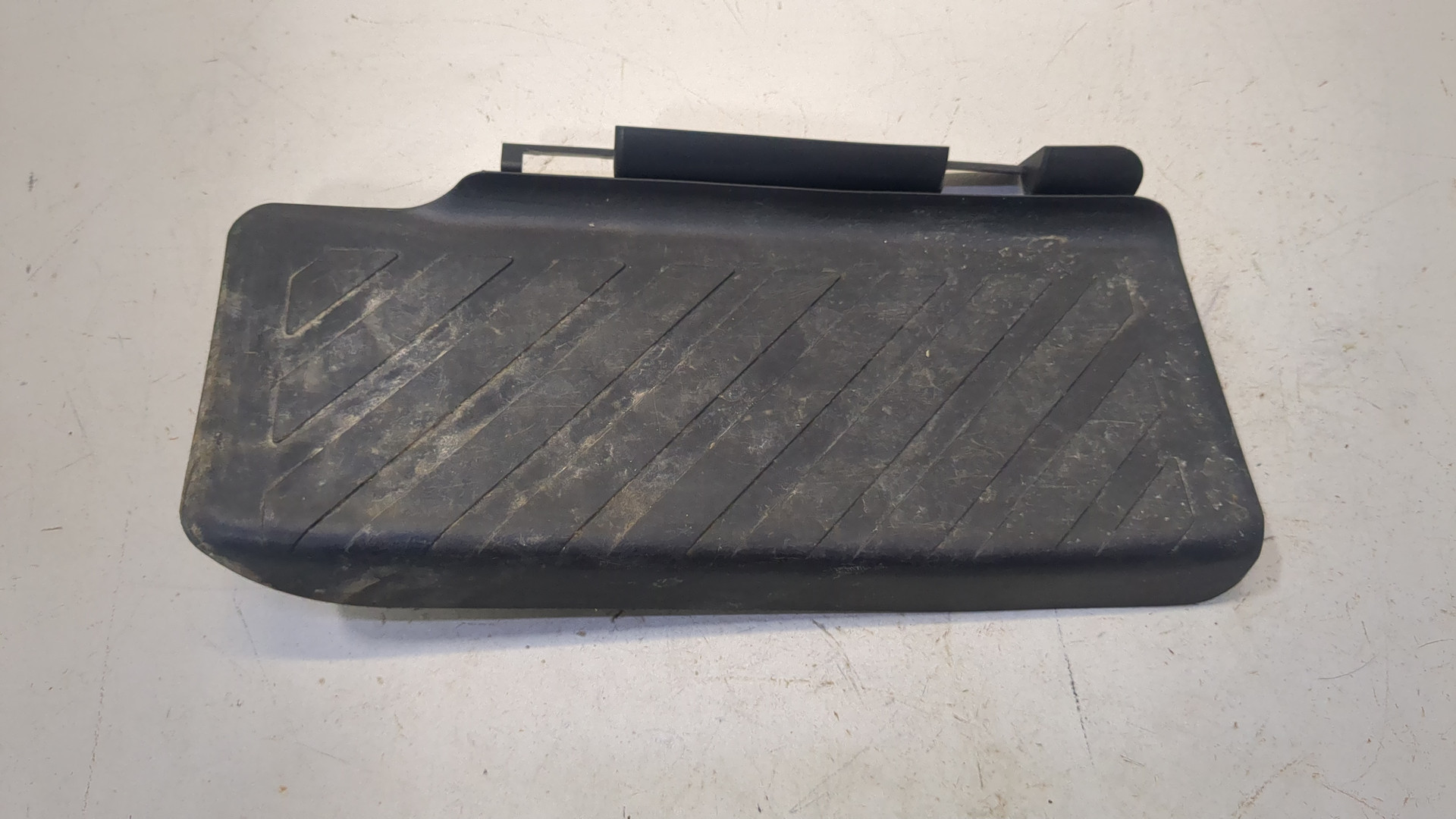 Накладка на подножку