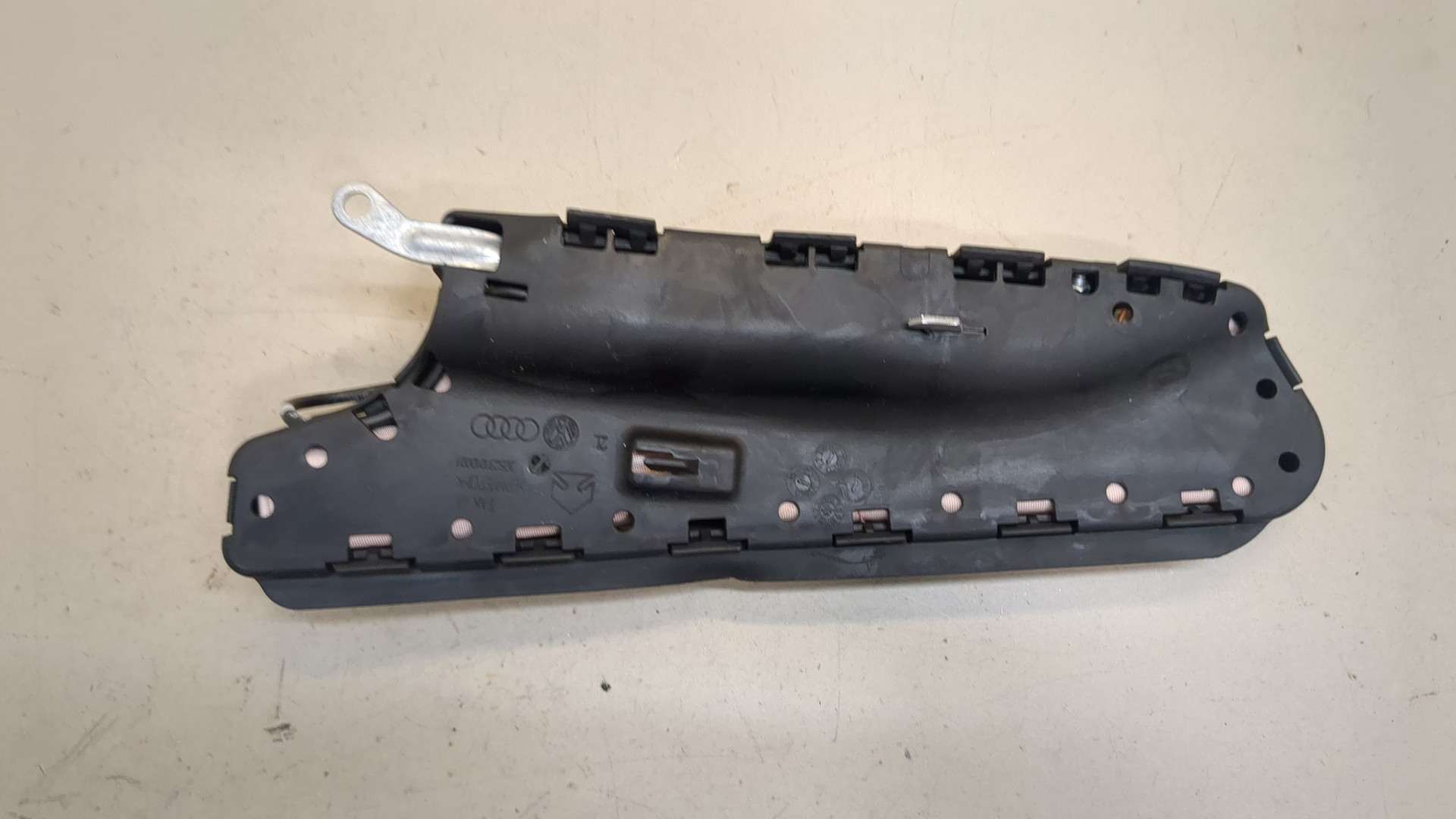 Подушка безопасности боковая (в сиденье)