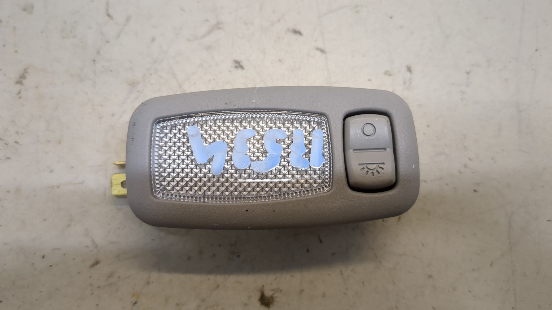 Плафон салонный