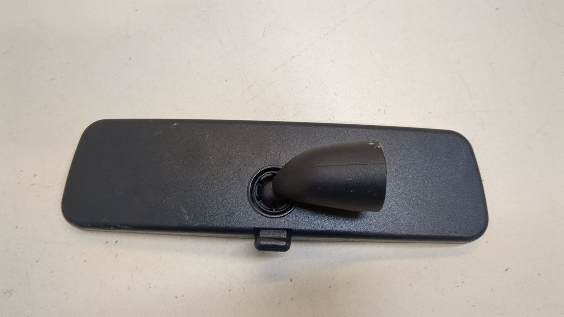 Зеркало заднего вида