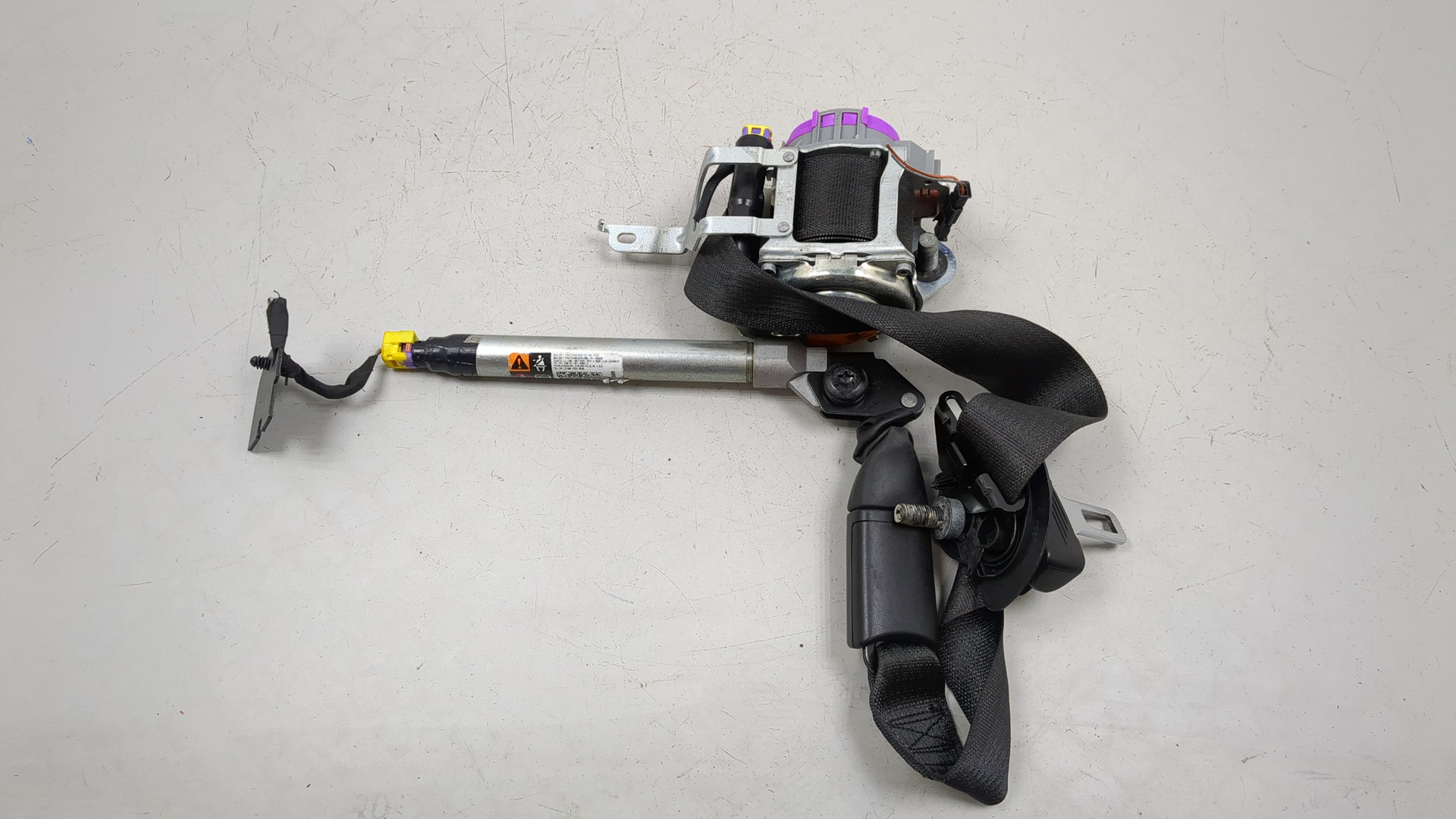 Ремень безопасности