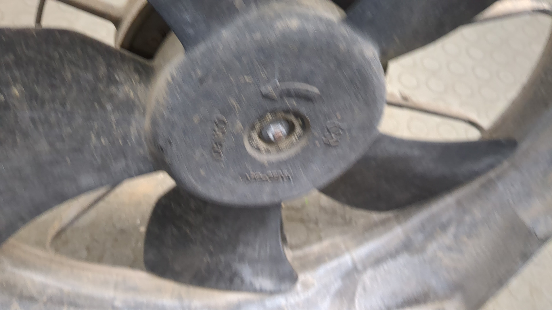 Вентилятор радиатора