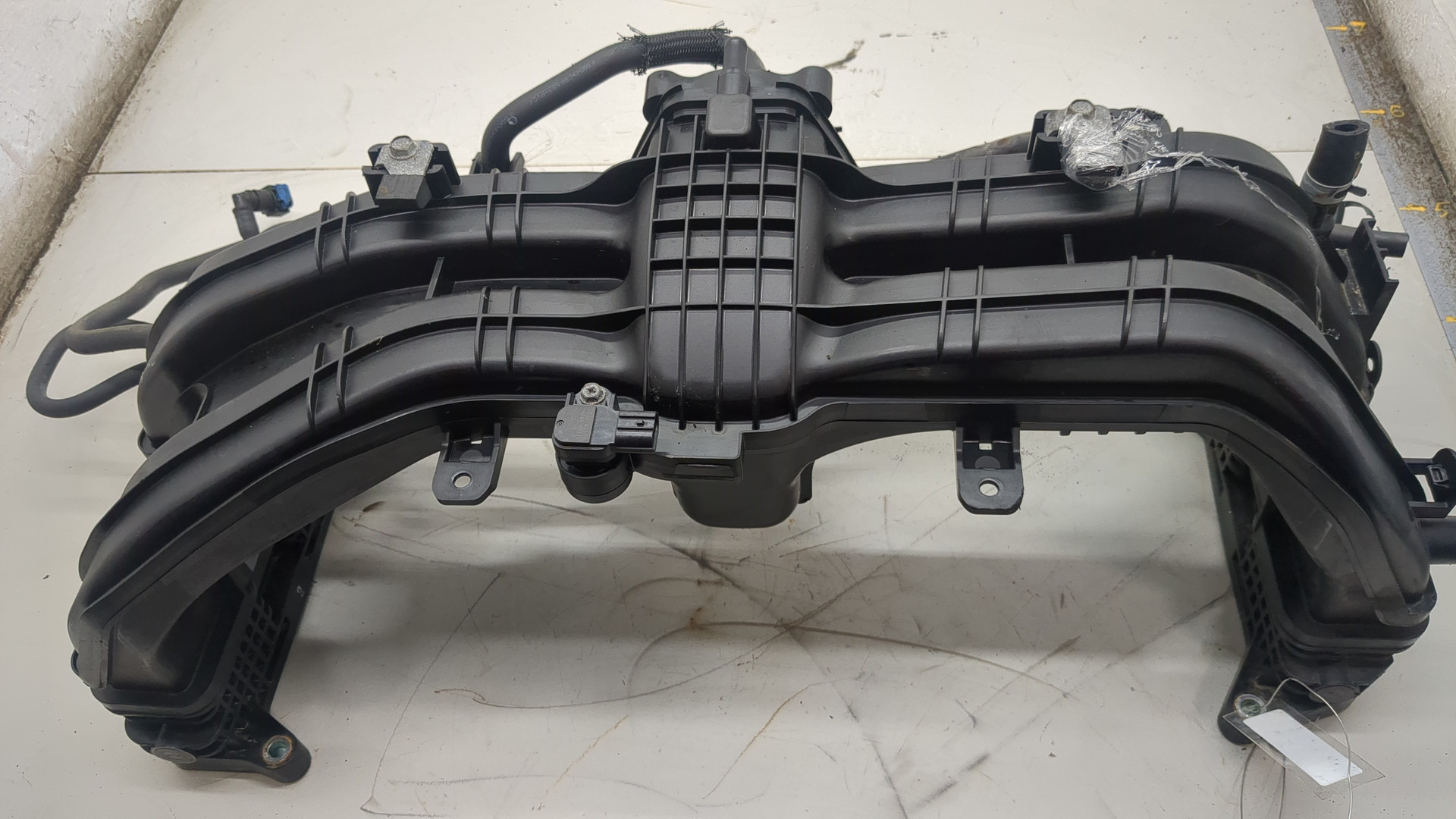 Коллектор впускной