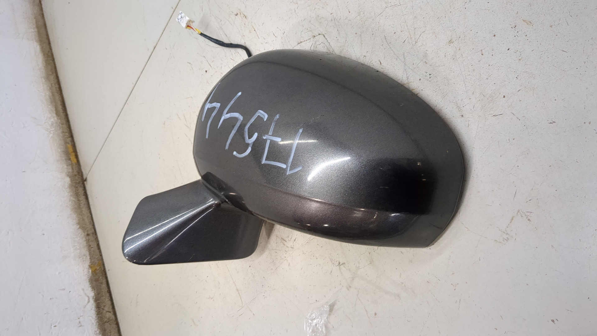 Зеркало левое электрическое